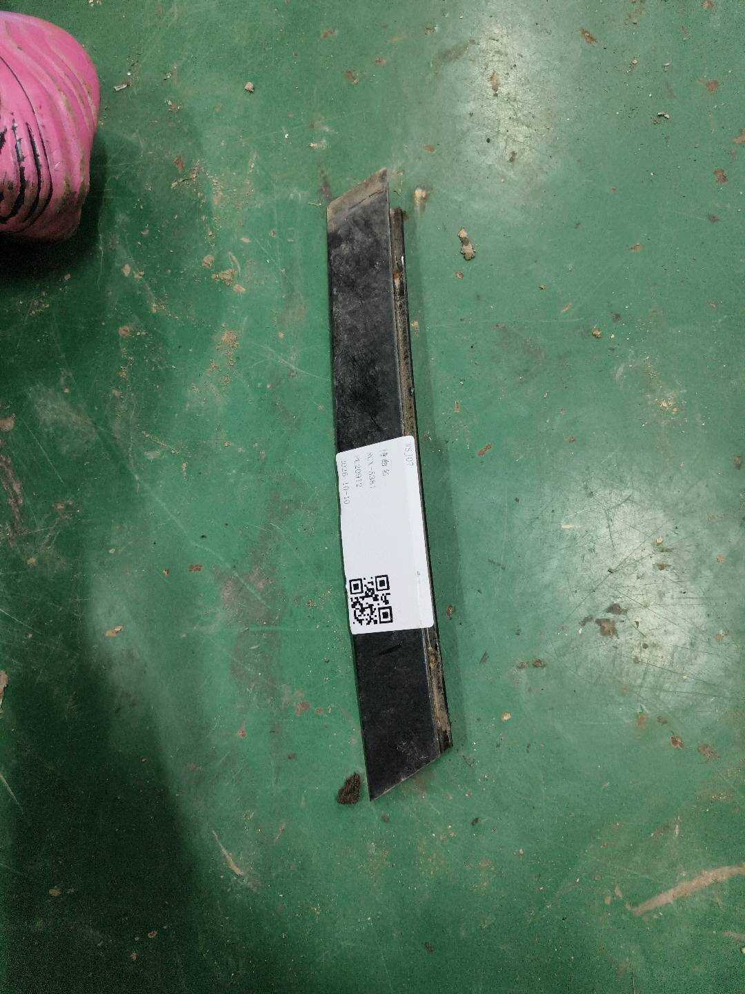 51357335674 饰板 C 柱 车门 后右