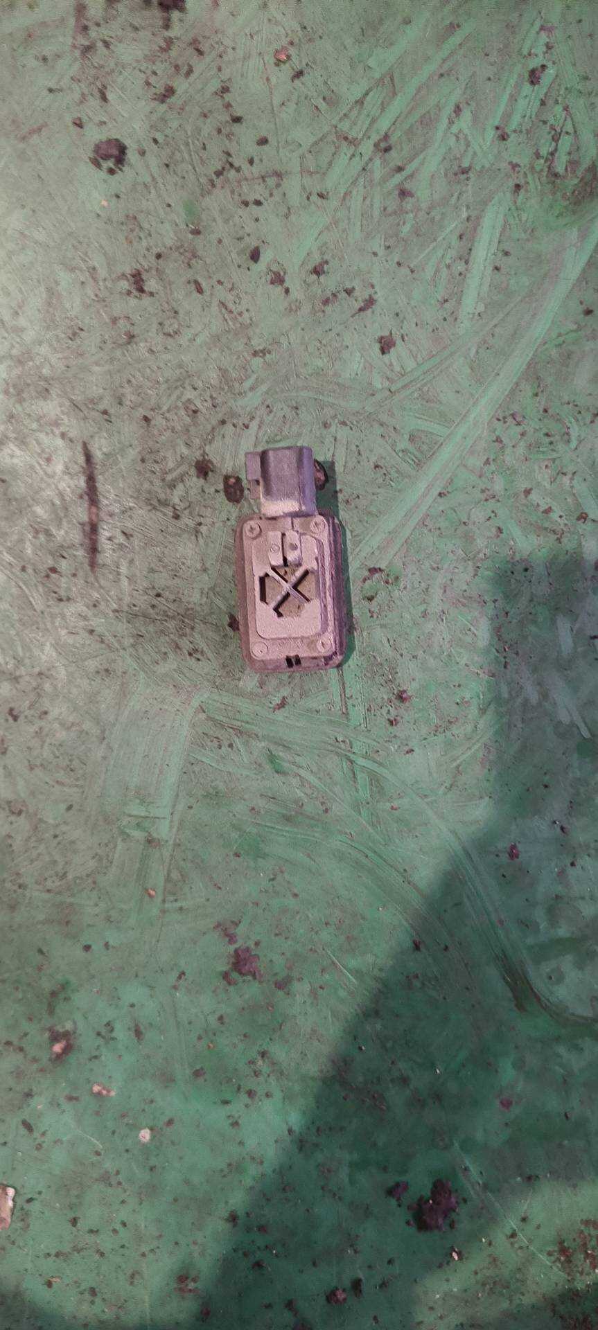C2Z5599 Trunk Lid Release Switch