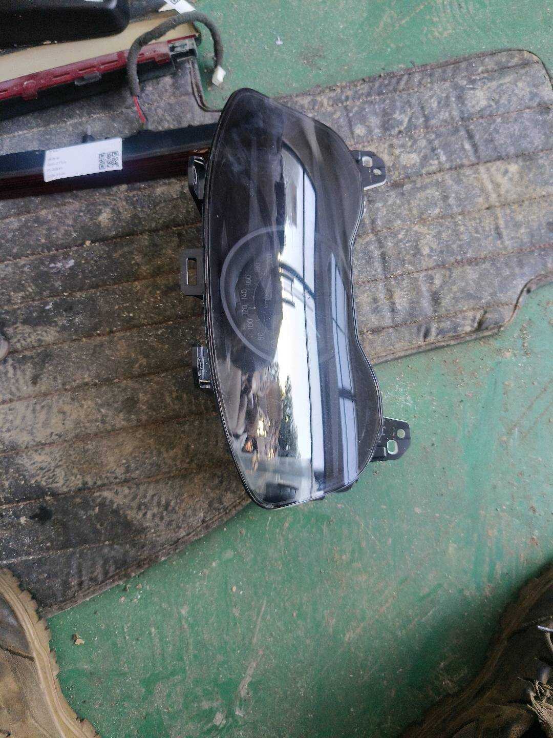 GR2T10849BD Instrument Cluster Assembly
