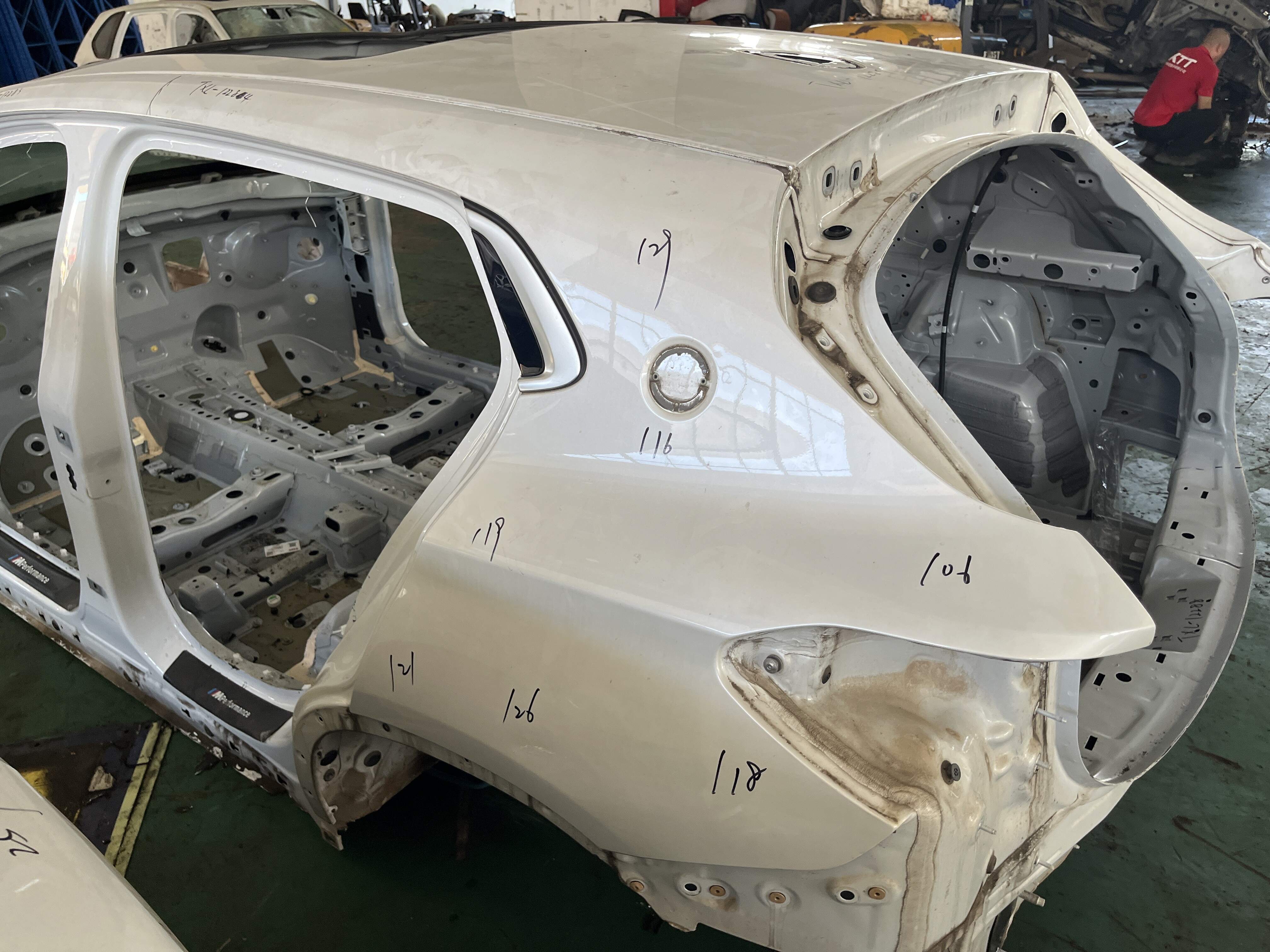 41007467315 Rear Fender, Left