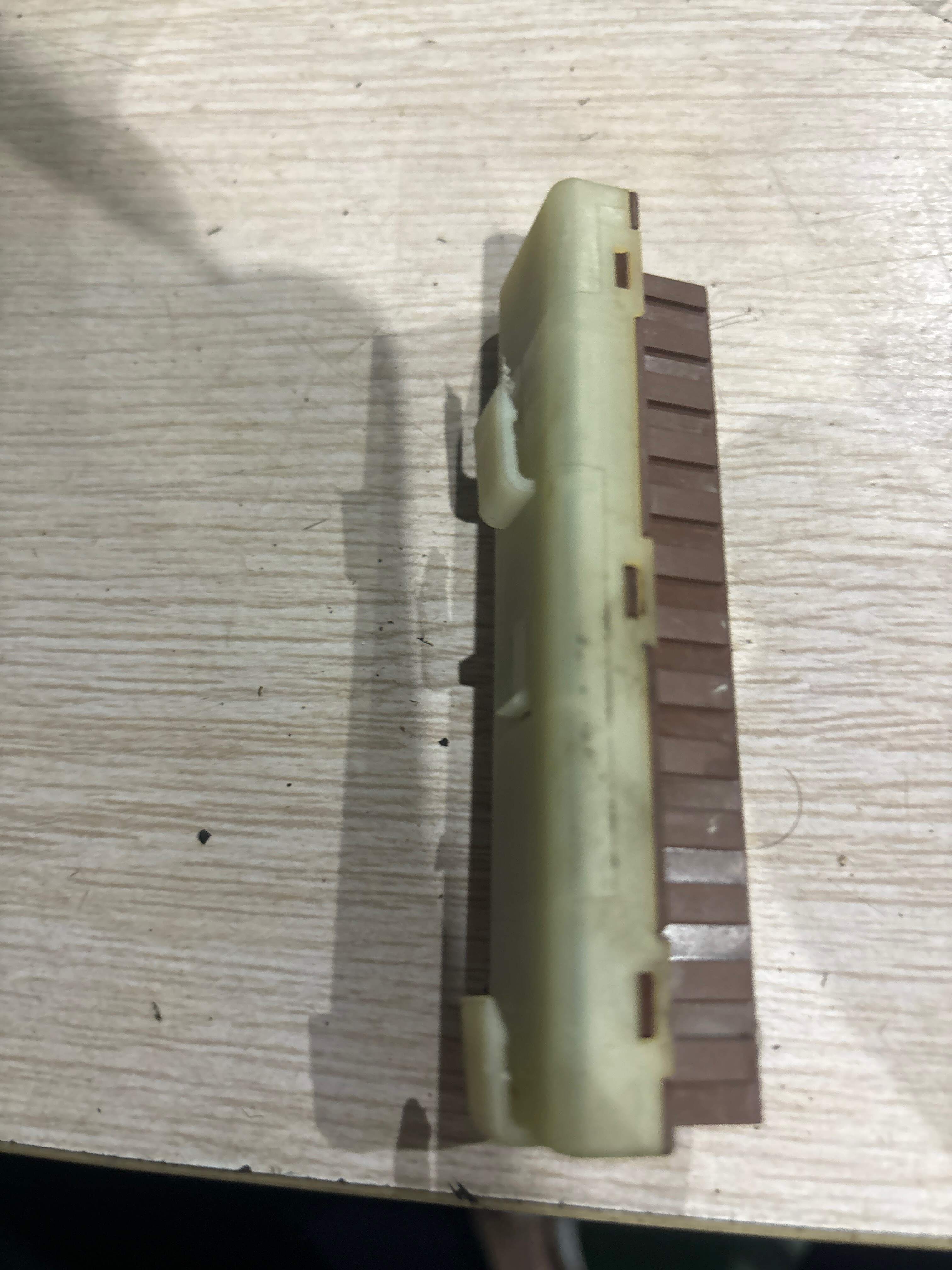 A0045467640 分配器部件
