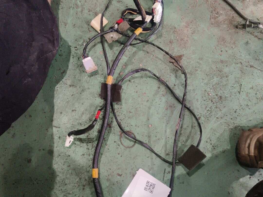 918004V670 车顶线束