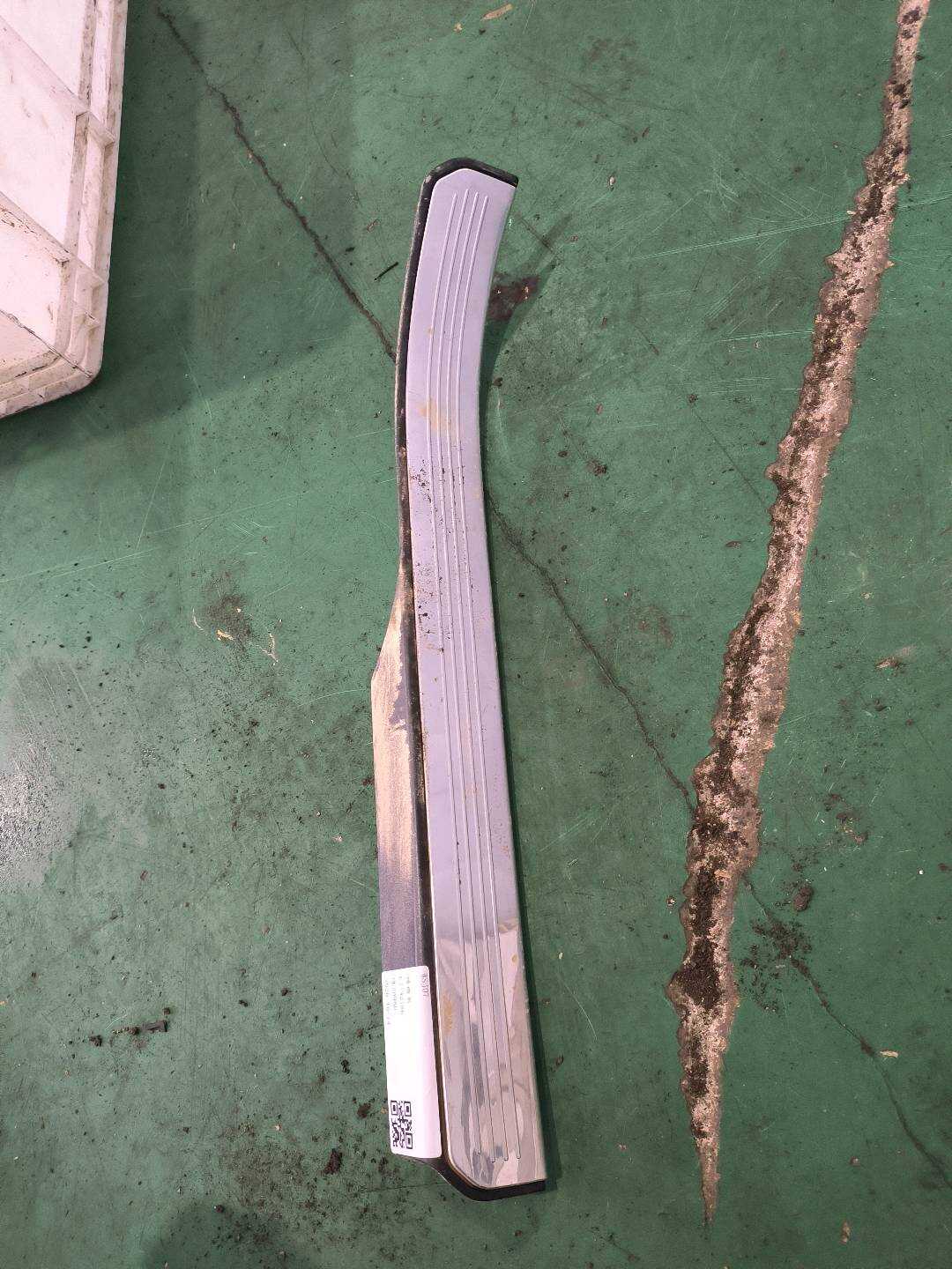 A22168017359051 后门槛装饰板(左内)