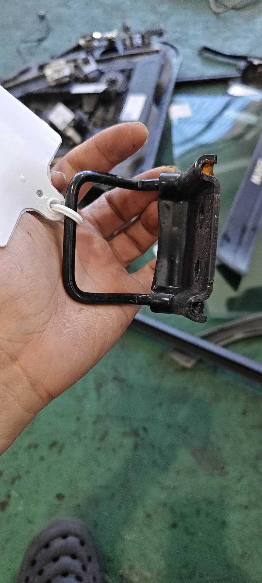 89795B3000 Child Lock Lower Bracket