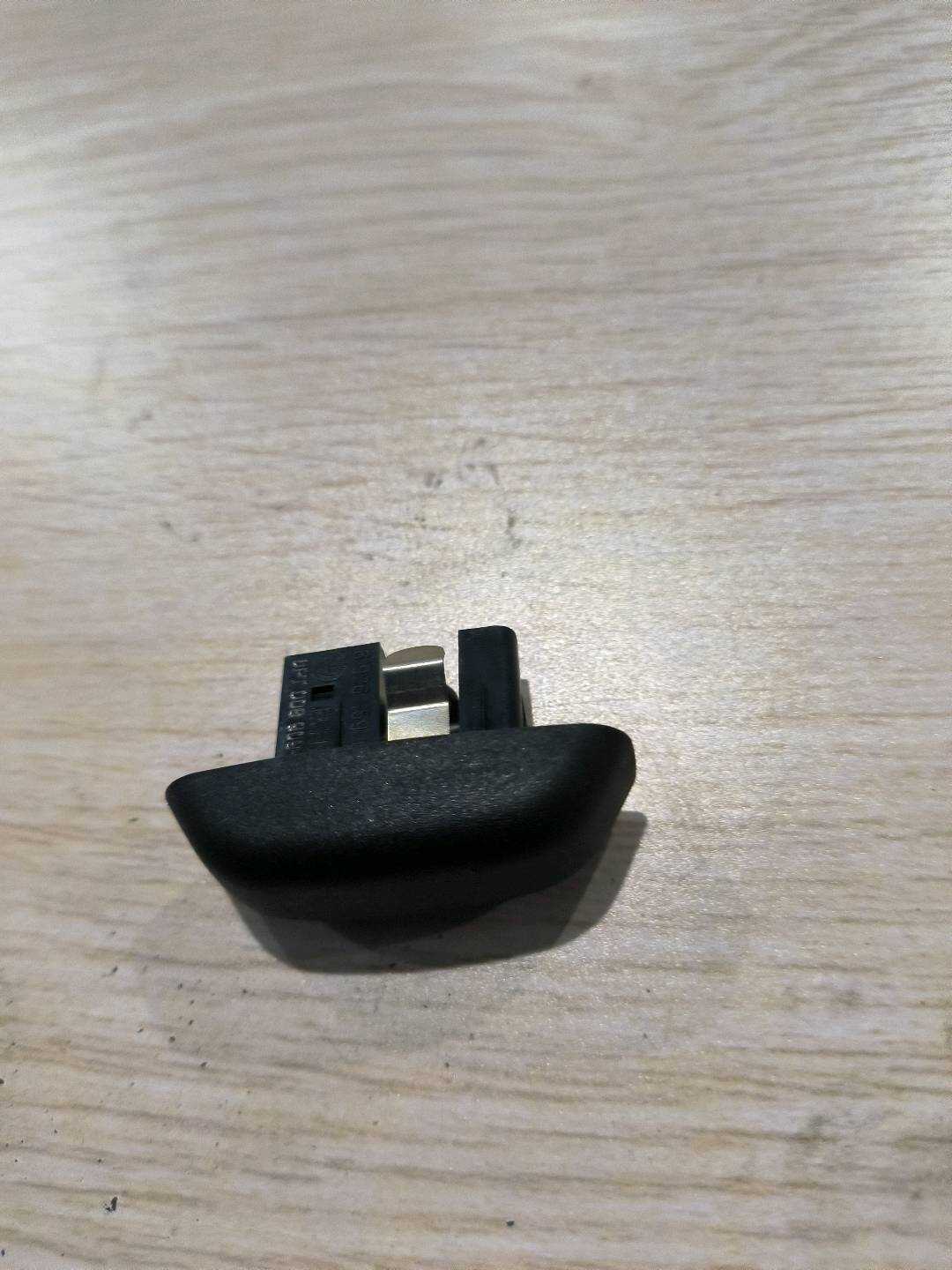 64116926459 车外光线传感器