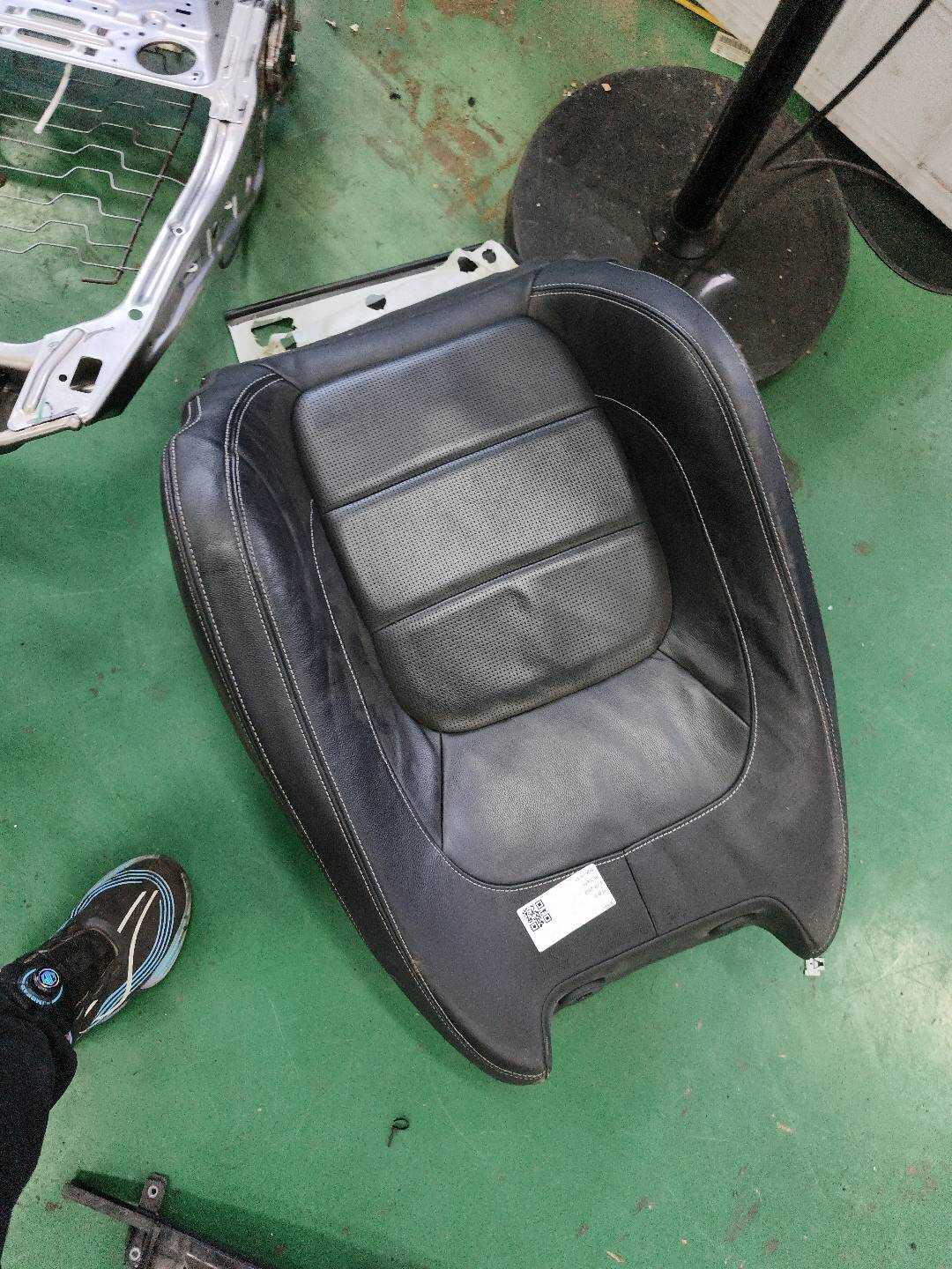 T2H14508 驾驶员座椅靠背软垫
