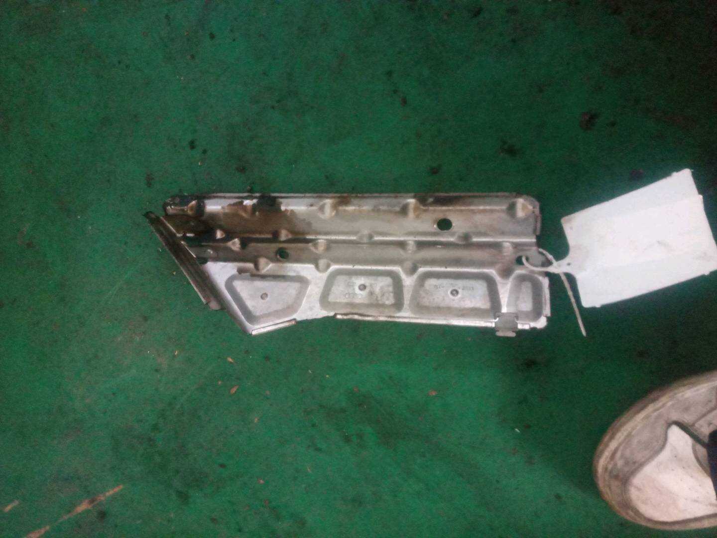 06H129597G 排气歧管隔热罩
