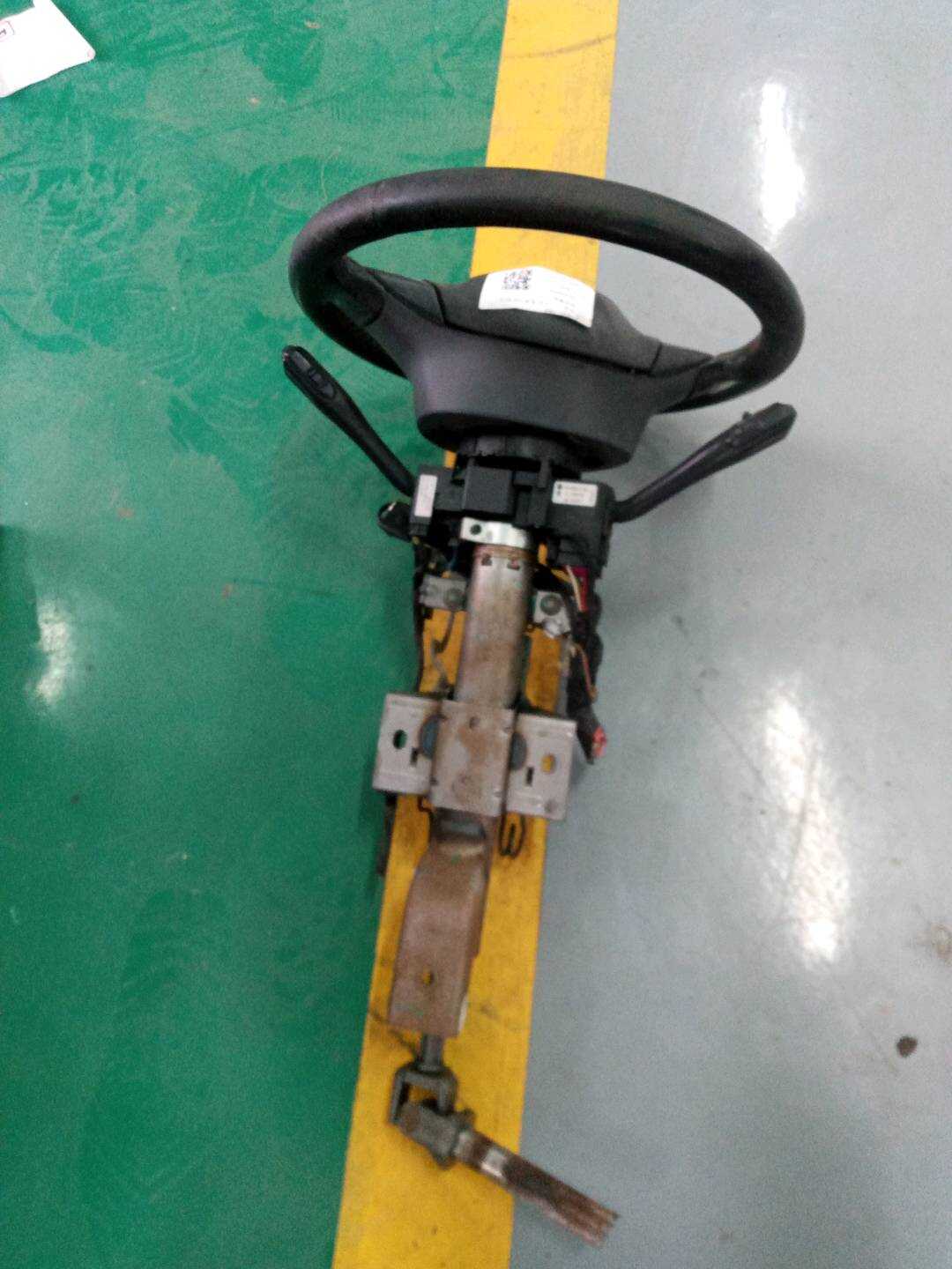 180419490F 转向管柱