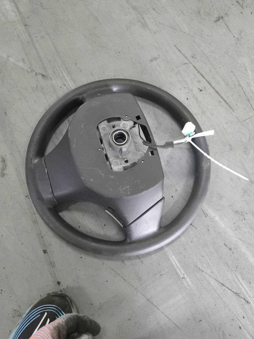 561100Q000M5 方向盘总成
