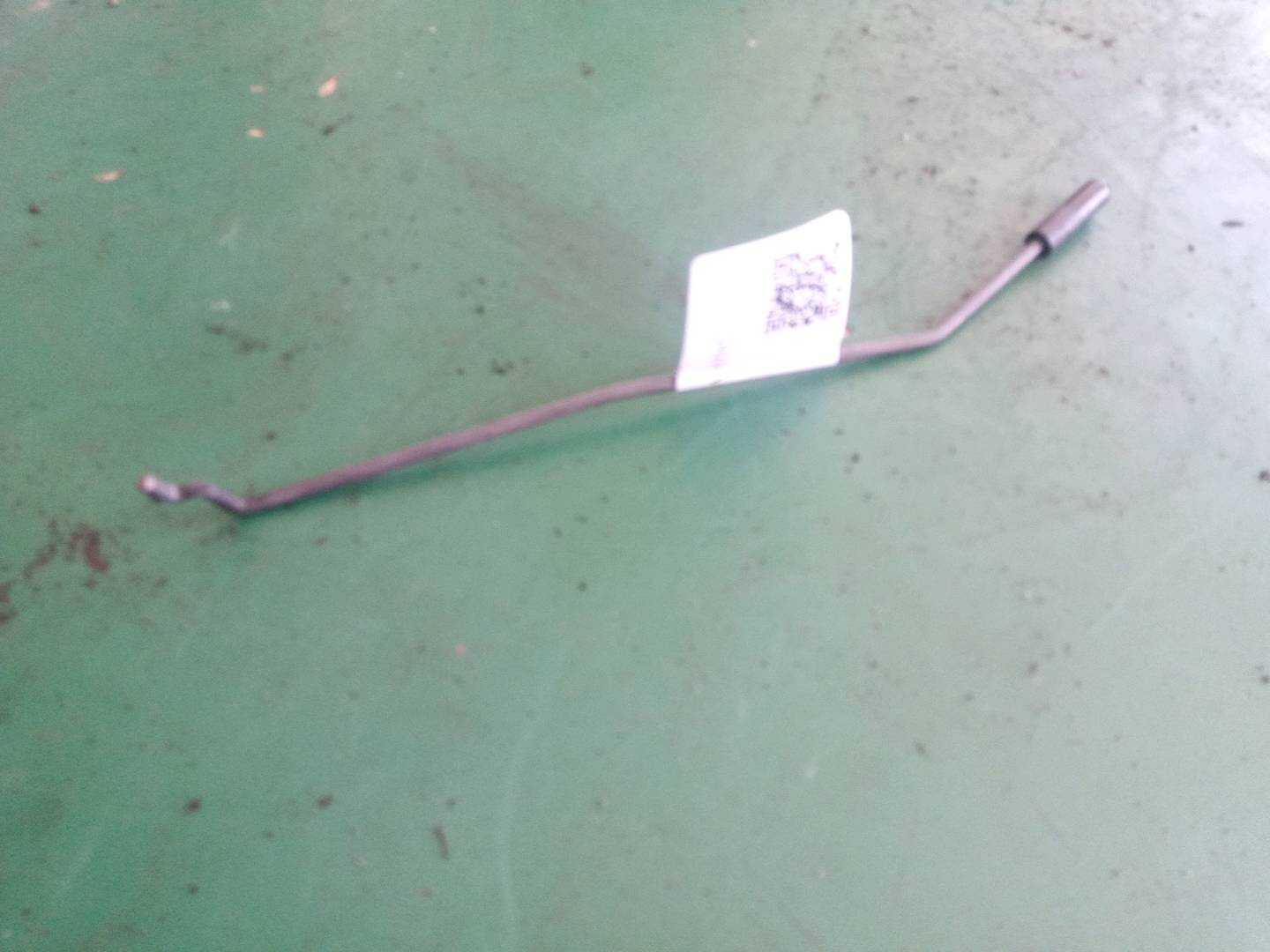 51227175743 后门锁止杆(左)