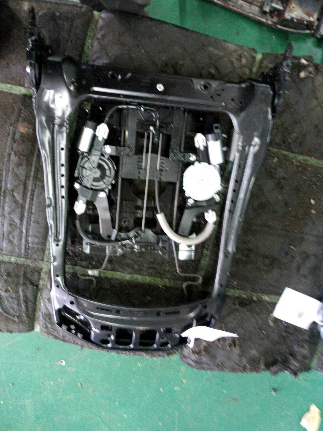 L4G8881046S 副驾驶员座椅靠背骨架