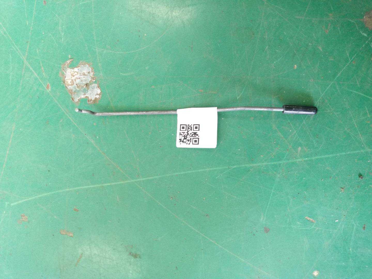 51217281602 前门锁止杆(右)