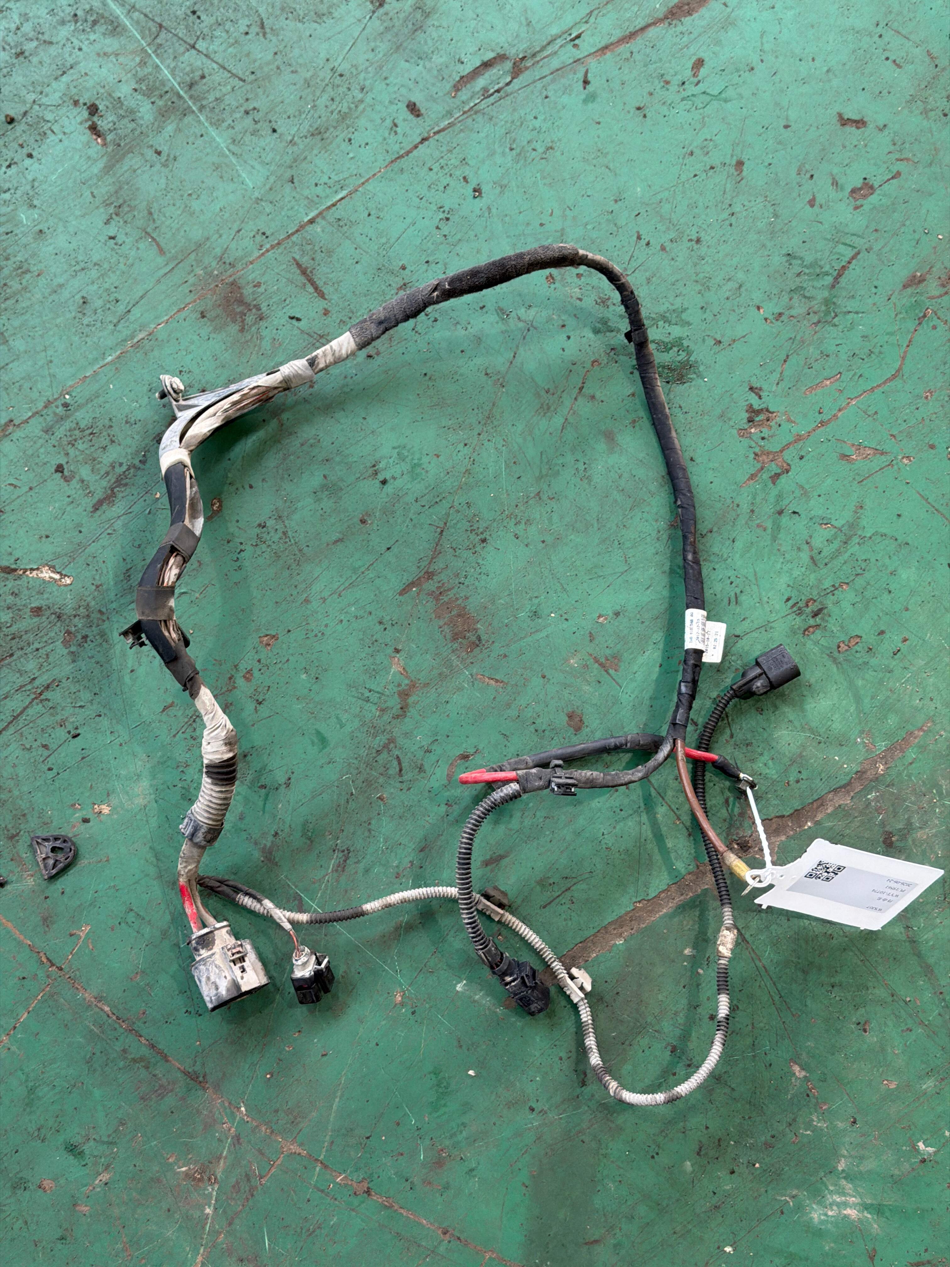L3AD971111E 转向助力泵线束