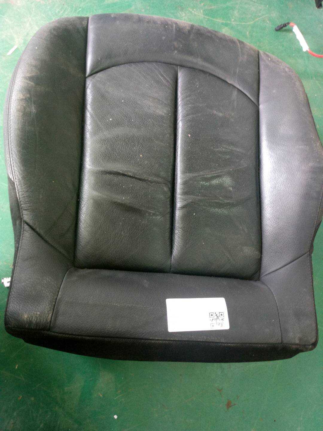 A20991027929E43 副驾驶员座椅底座面罩