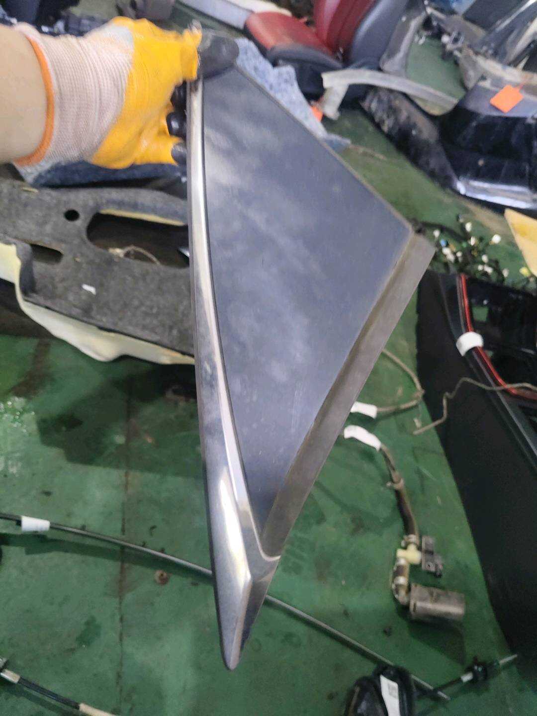 B012616 侧围装饰罩盖(右)