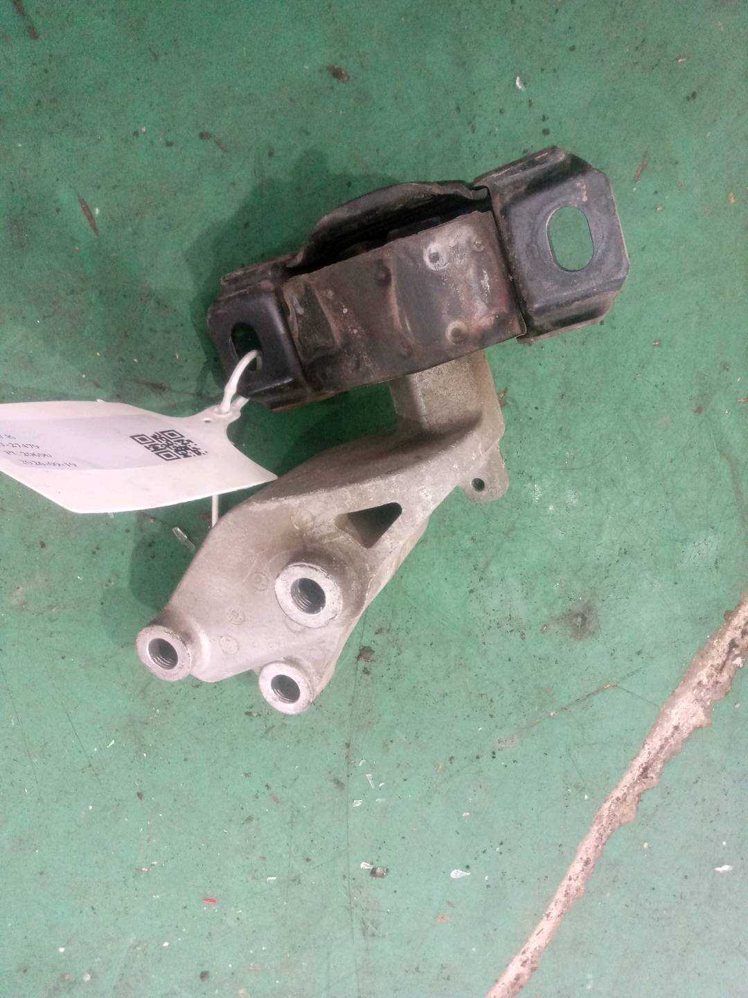 A1322200148 Engine Mount Rubber, Left
