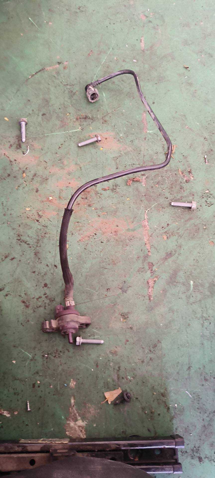 1502H8 Charcoal Canister Solenoid Valve
