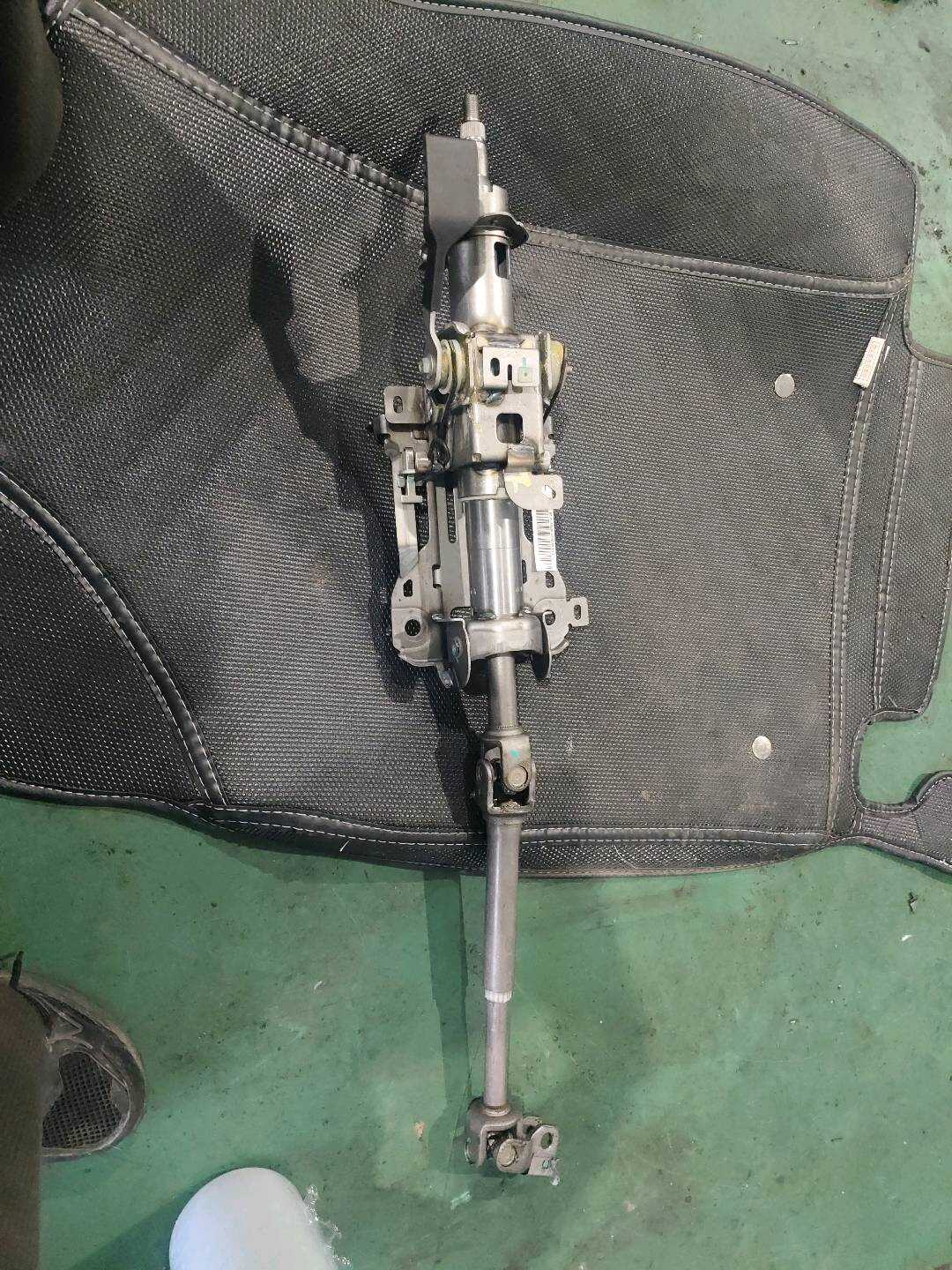B012747 Steering Column Assembly