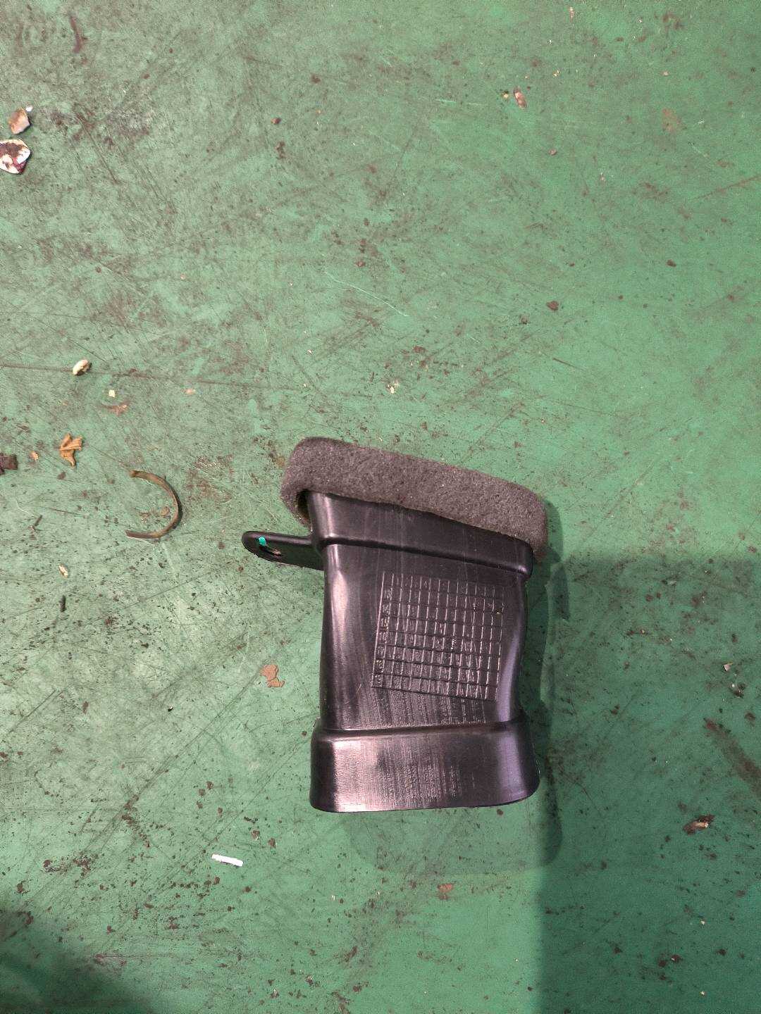 97380B3000 Dashboard Defrost Duct, Left