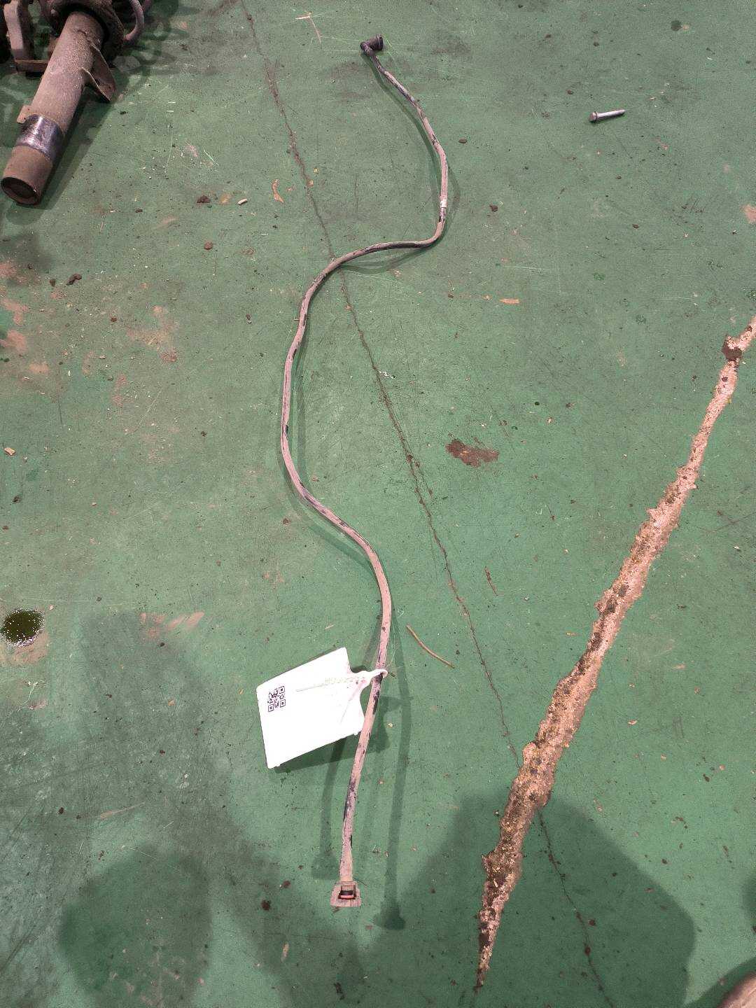 16126765750 燃油箱通风管