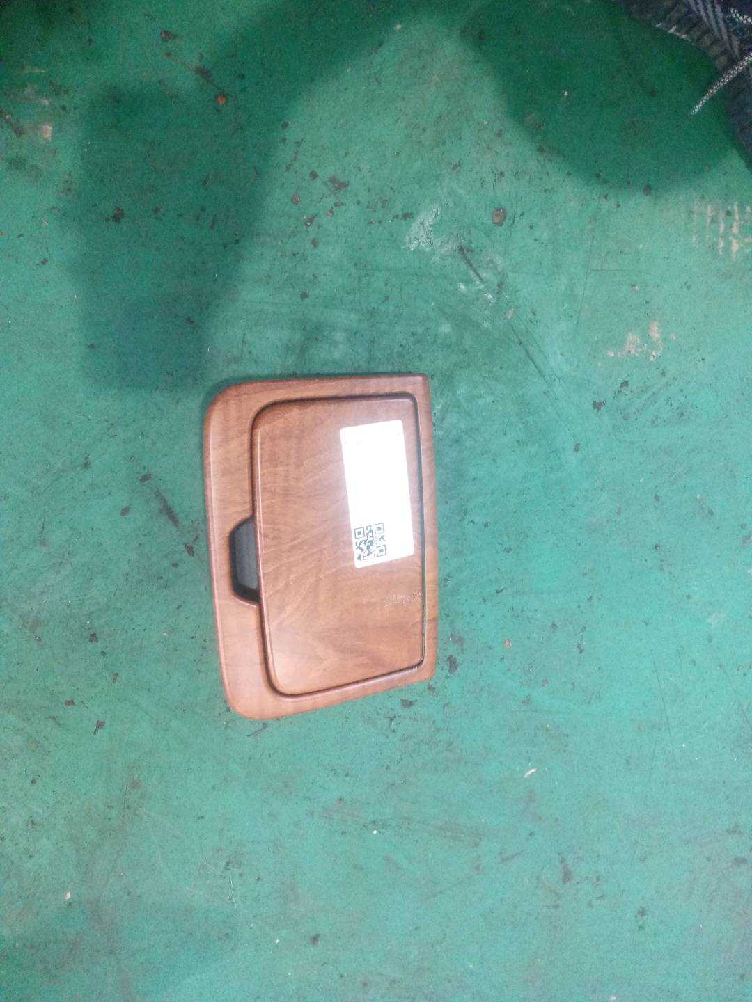 7280606080E0 后排座椅水杯架