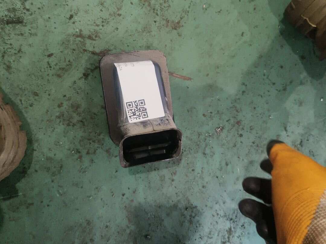 4F0819503 Air Guide Duct