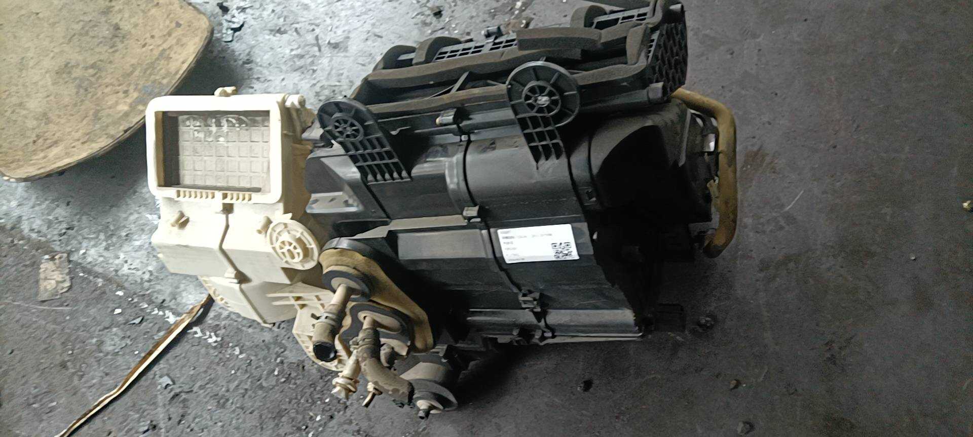 5BA461130 Evaporator Assembly