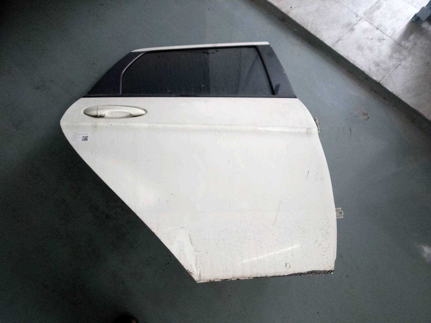 128410252 Rear Door Shell, Right
