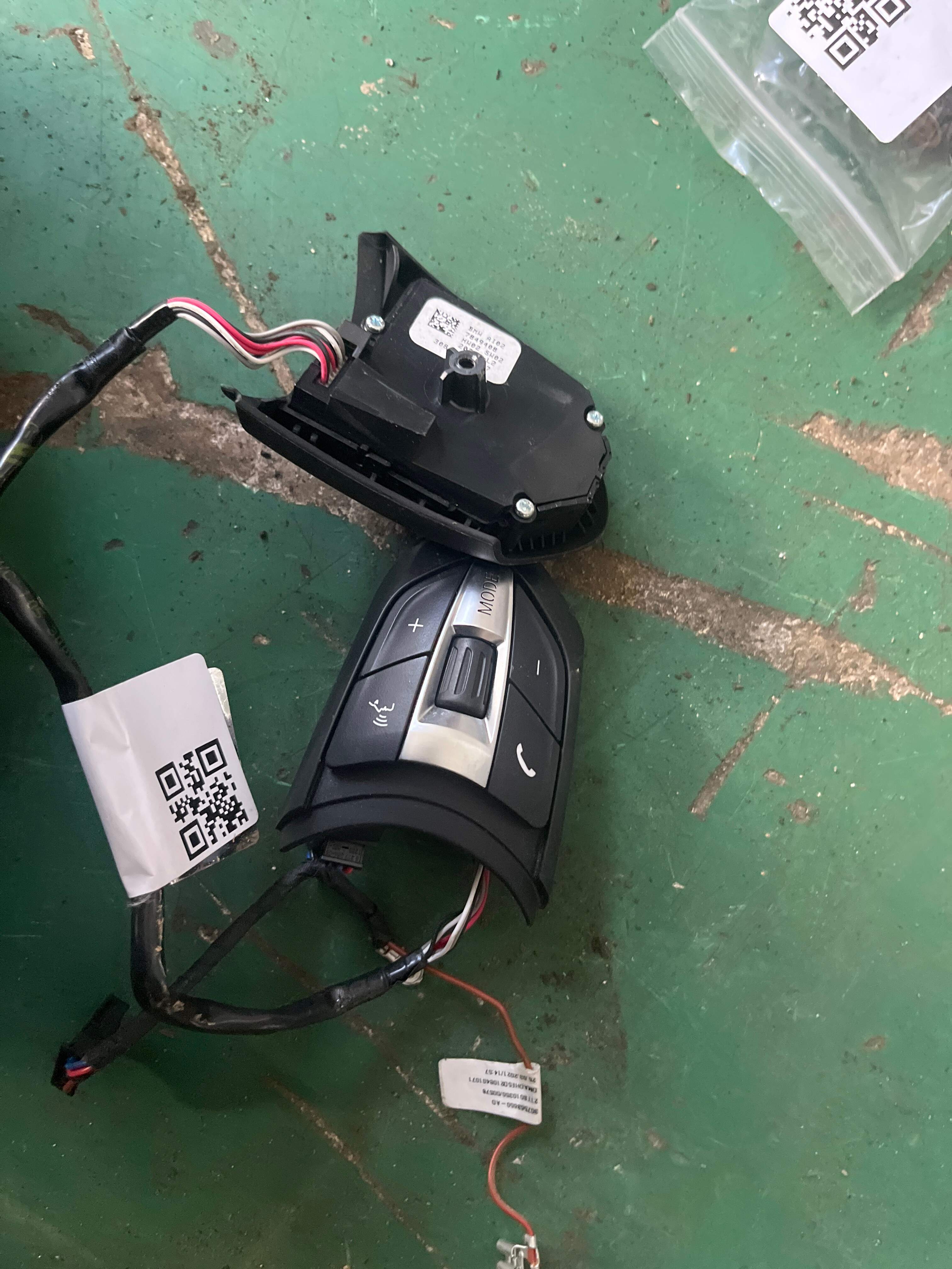 61317849408 方向盘多功能开关
