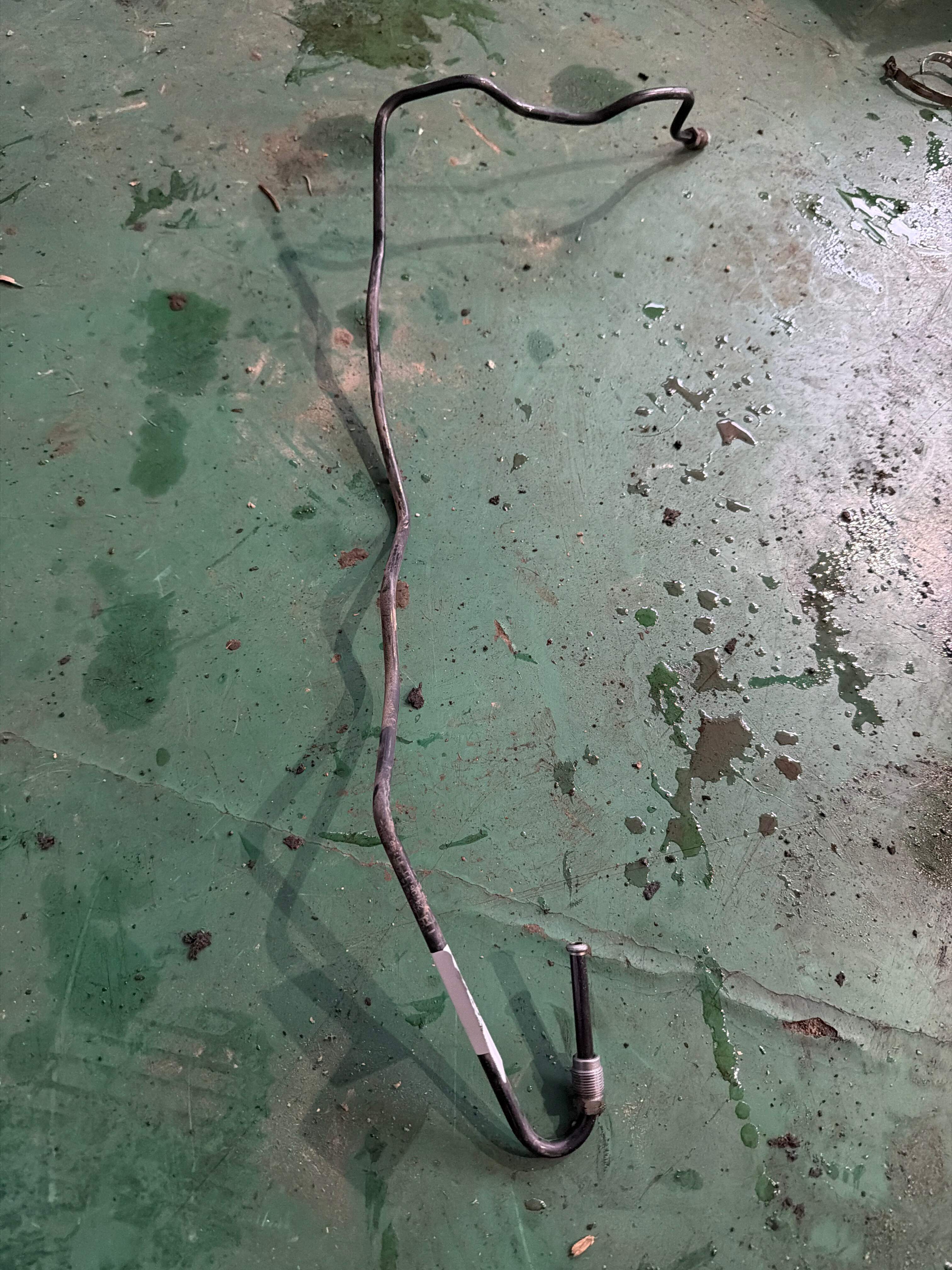 8K1614706F Brake Cylinder Return Pipe
