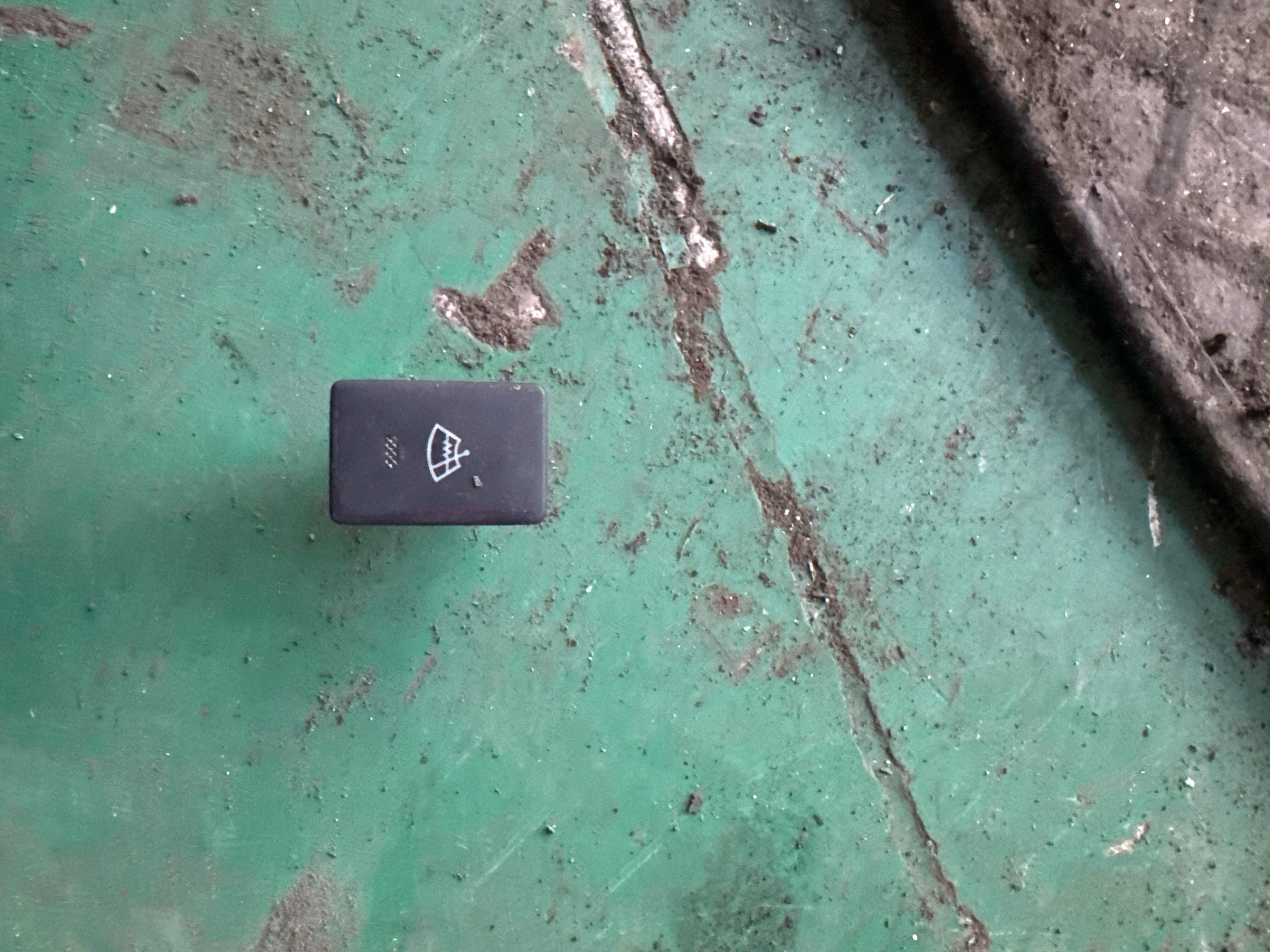 8487176010 车外后视镜加热器开关总成