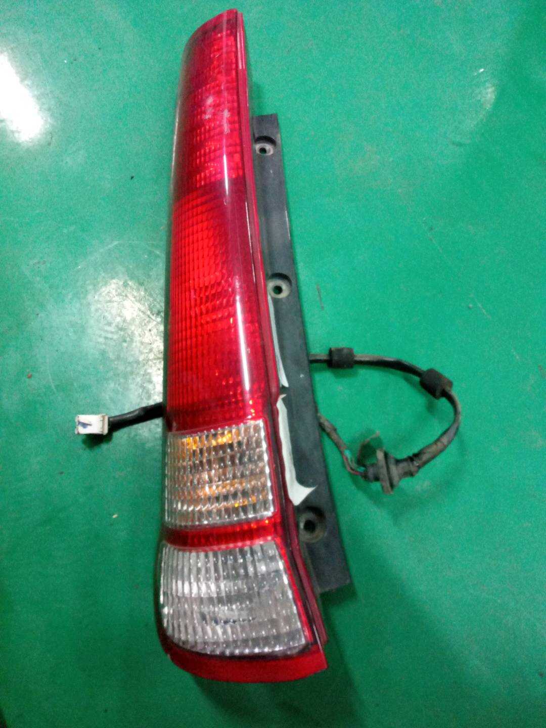 SW608693K4 Front Headlight Assembly, Left
