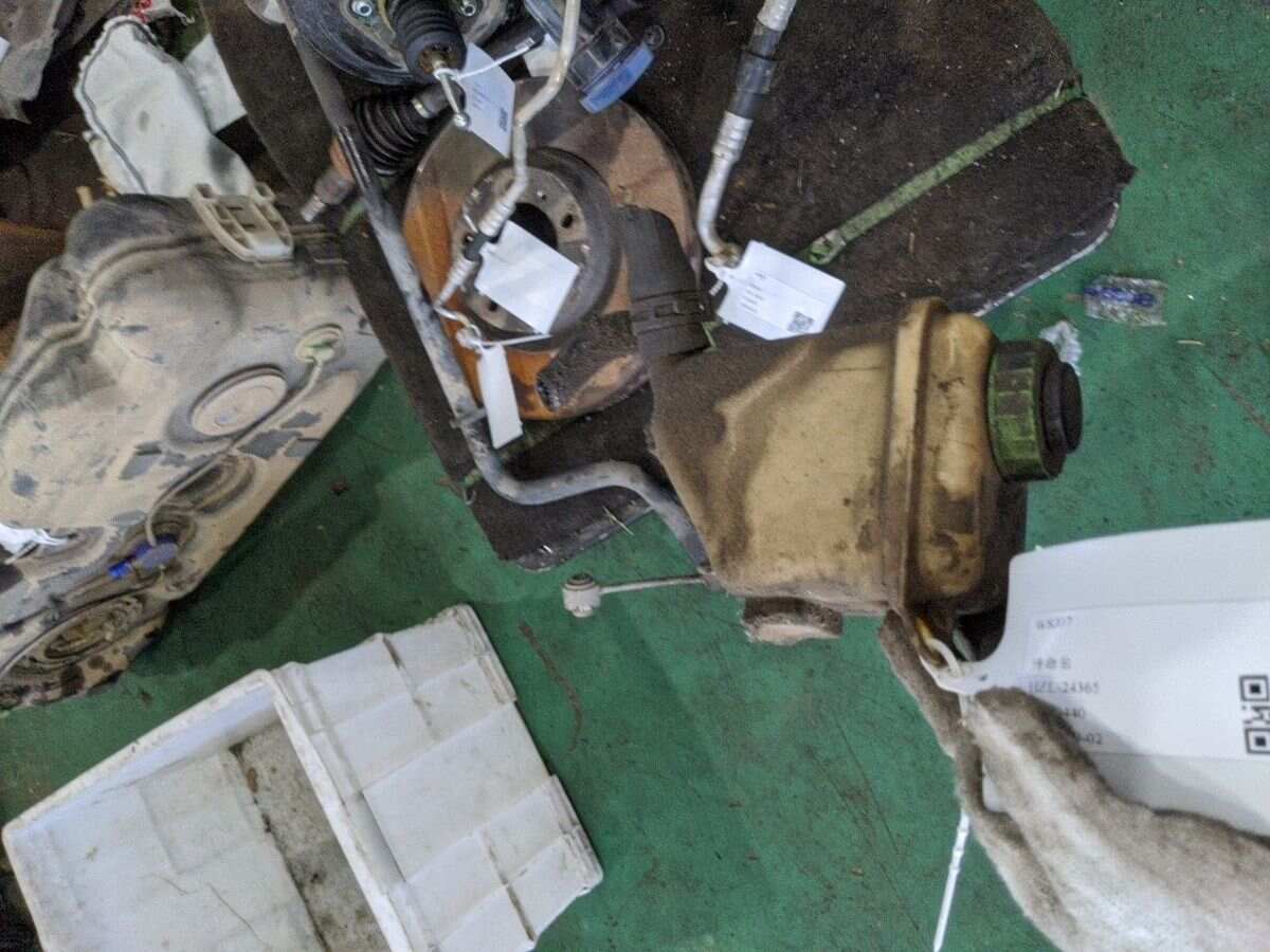 95531401500 转向助力泵油壶