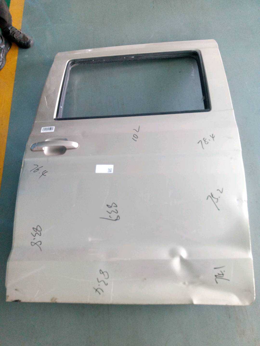 23980564P Rear Door Shell, Left