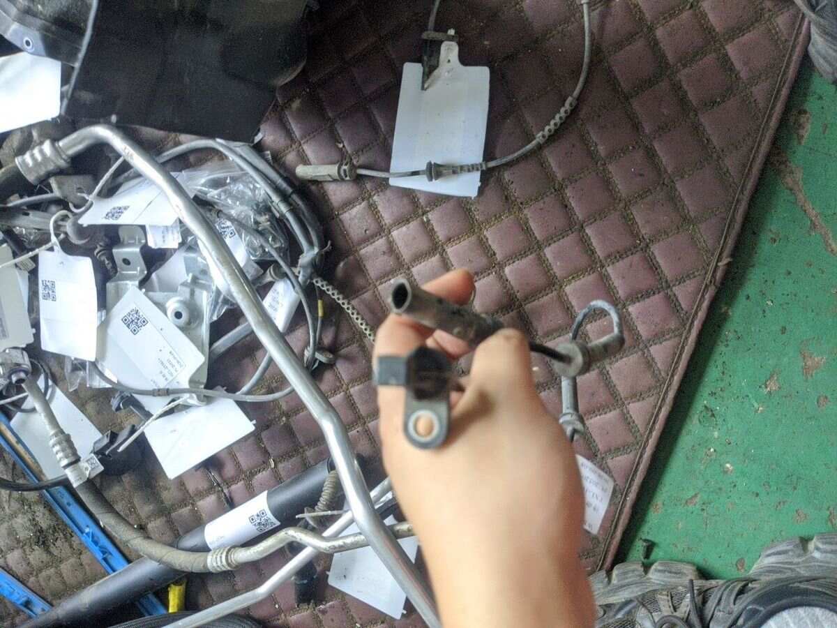 34526884423 ABS前轮传感器