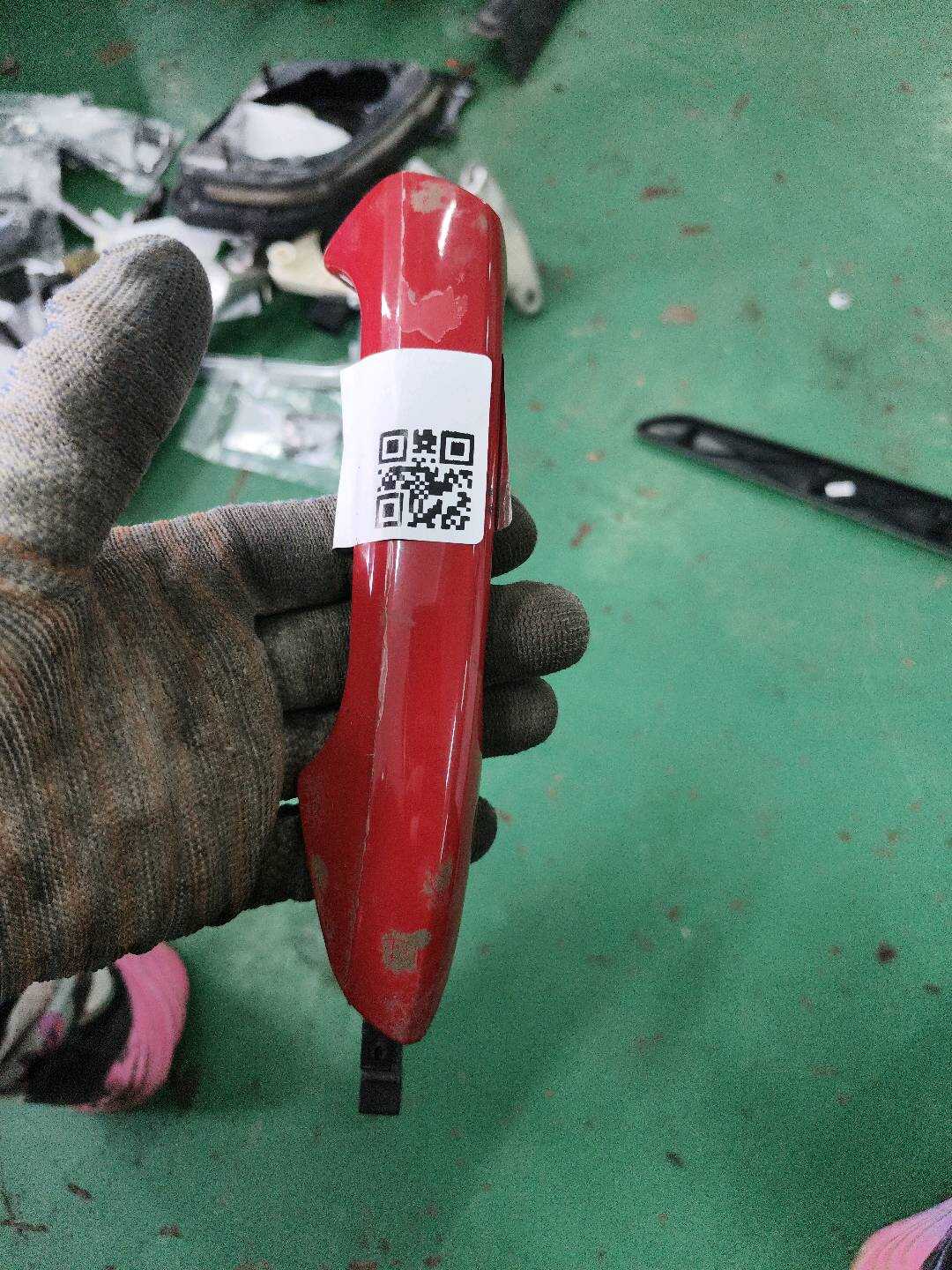 A20476001703589 Front Door Outer Handle, Left