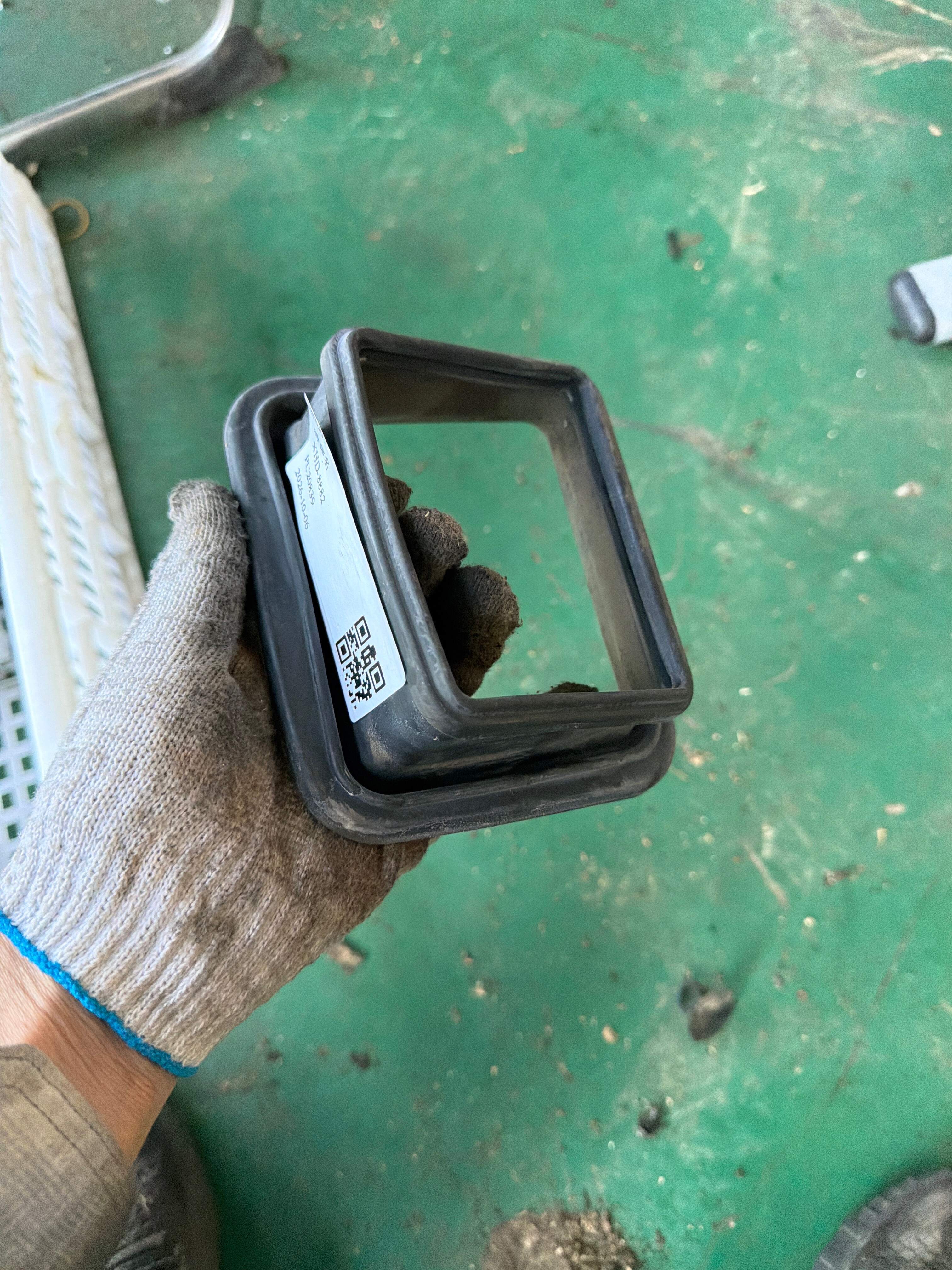 4F0819633 Air Duct
