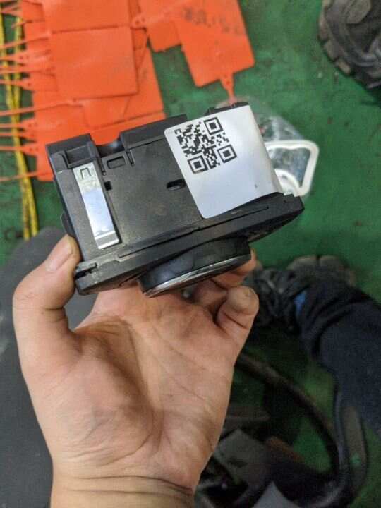 CT4T13D061CA 大灯开关