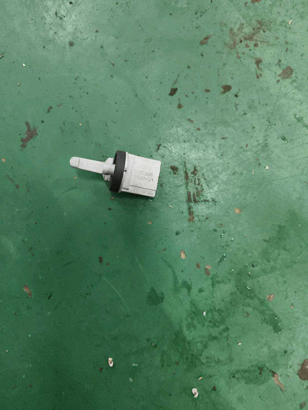 1J0907543B 车内温度传感器