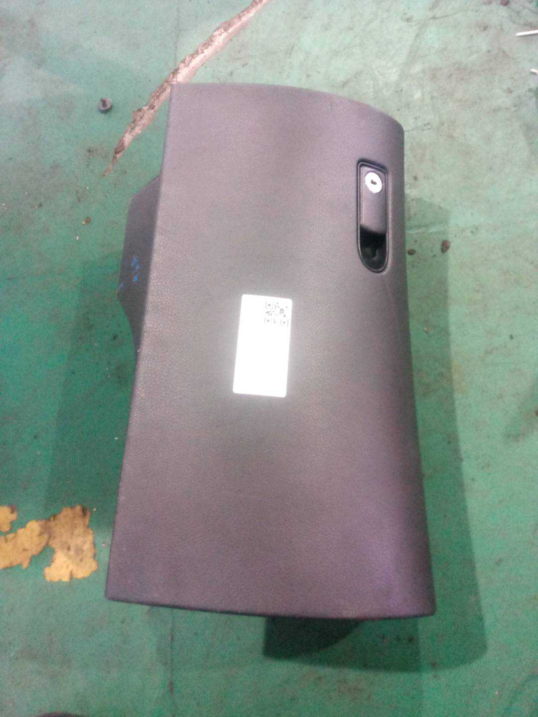 A20568034059J38 Dashboard Glove Box Lid