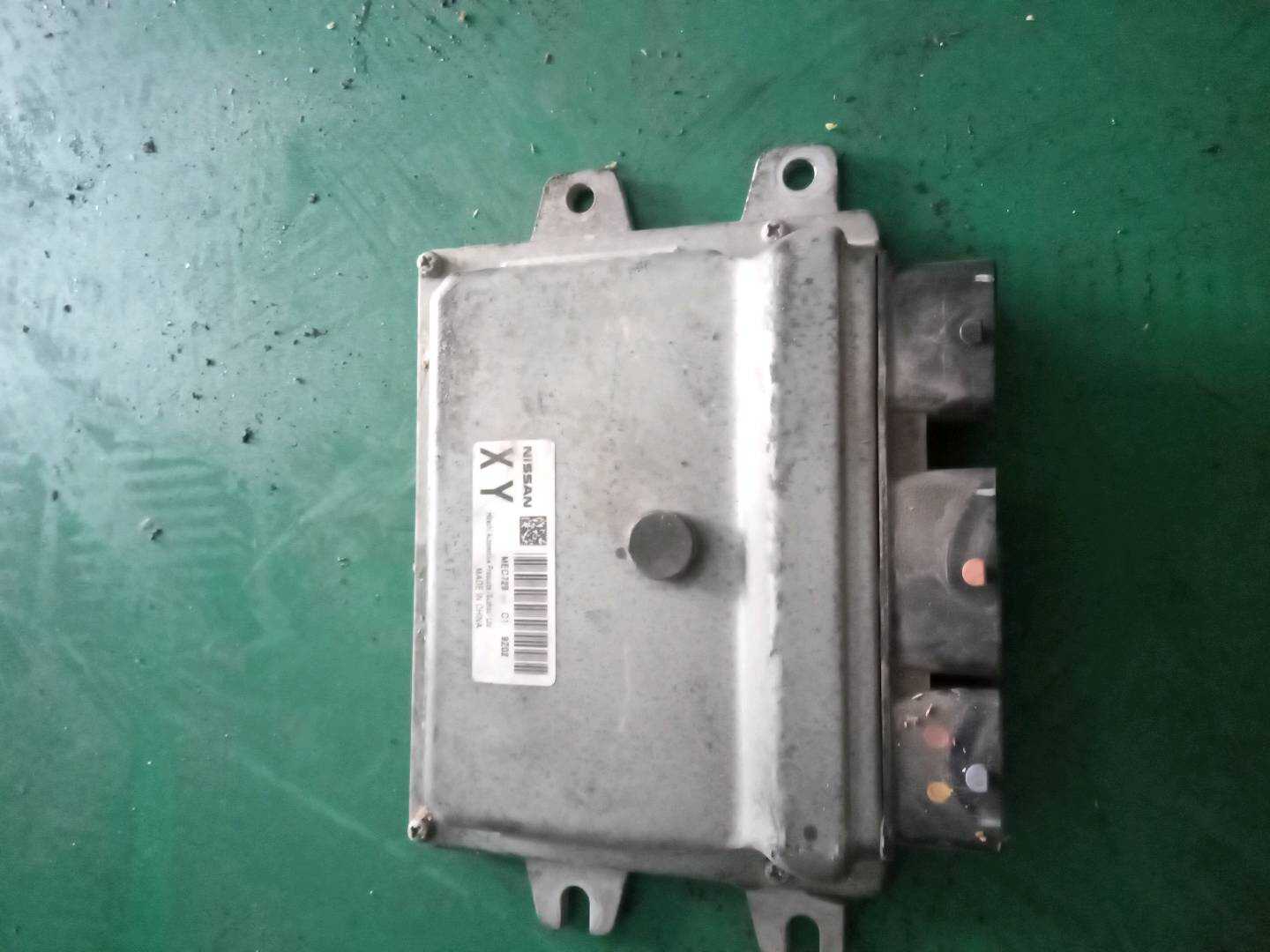 23710EX82A 发动机电脑