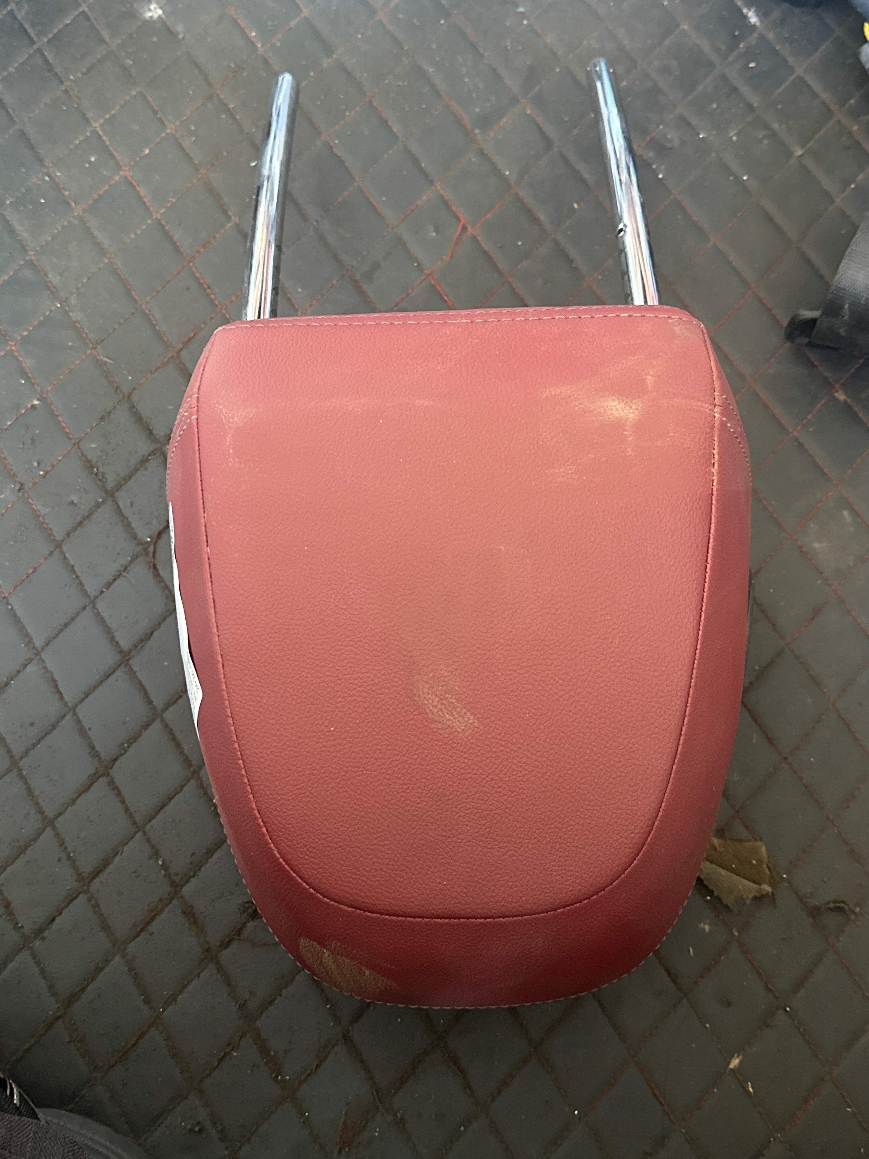 52107478116 副驾驶员座椅头枕