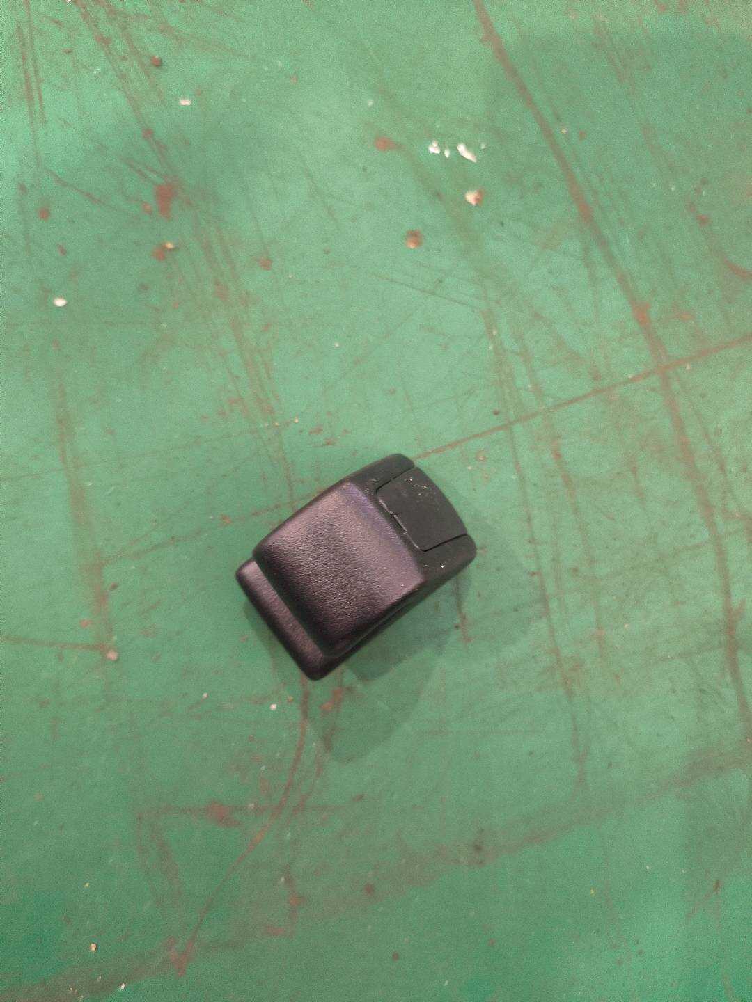 P0058718AC Left Sun Visor Hook