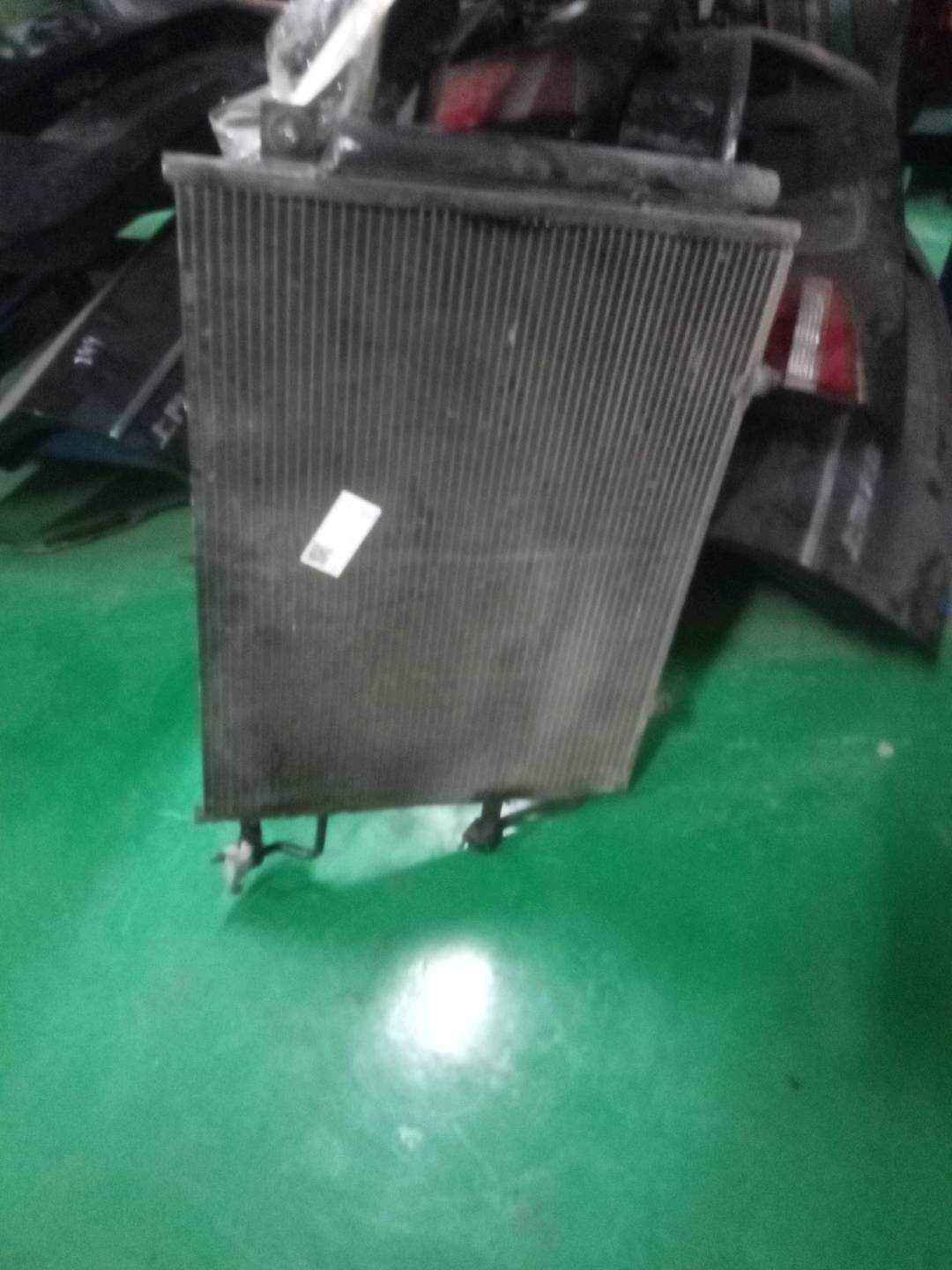 MR513110 Condenser