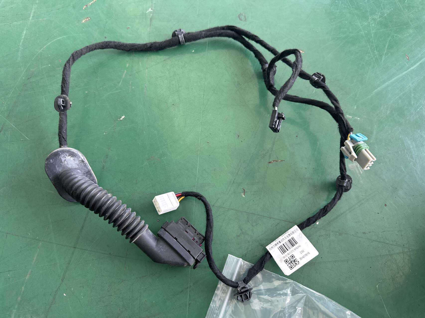 7031018600 左后车门线束