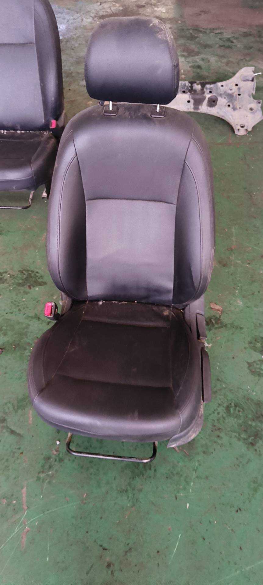 88002F9AB0WBX 副驾驶员座椅总成