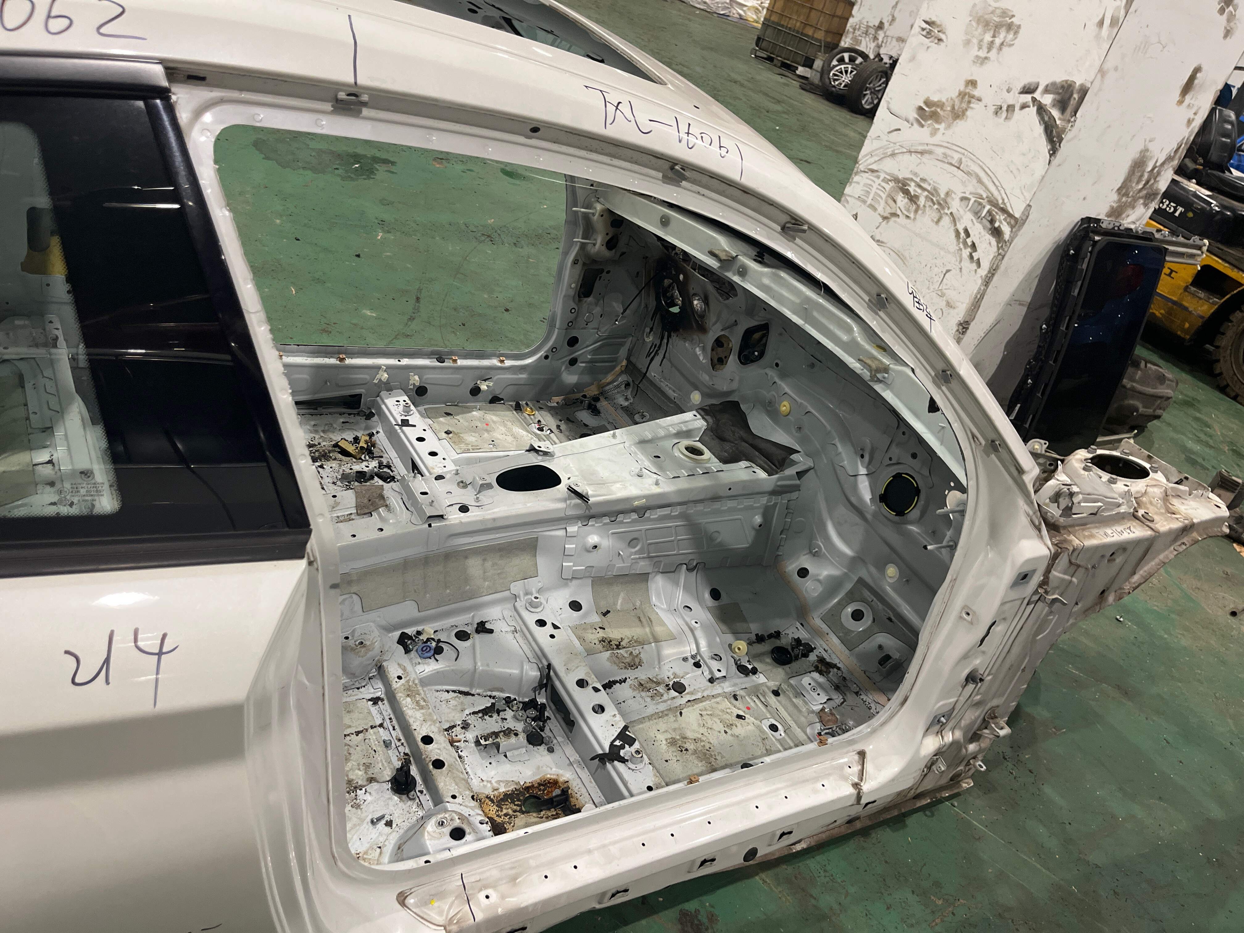 41007342128 A-Pillar Outer Panel, Right