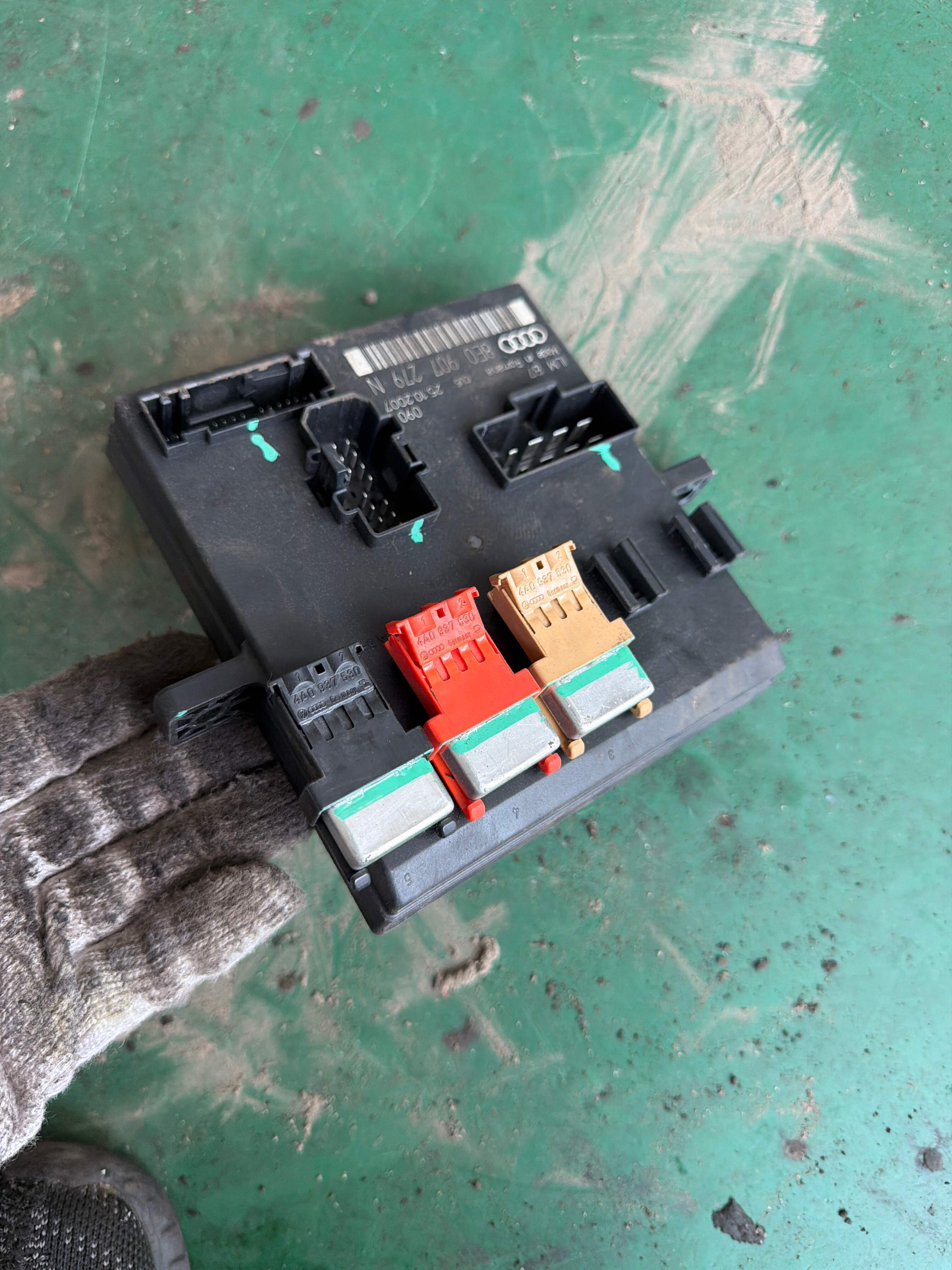 8E0907279N Gateway Control Unit Board