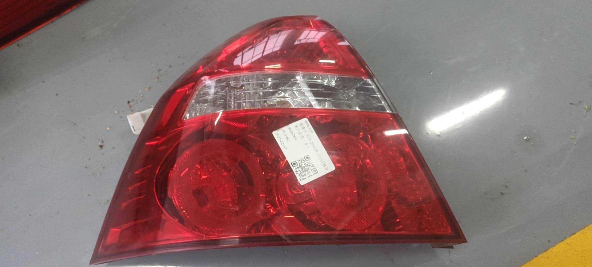 9046769 Tail Light Assembly, Left
