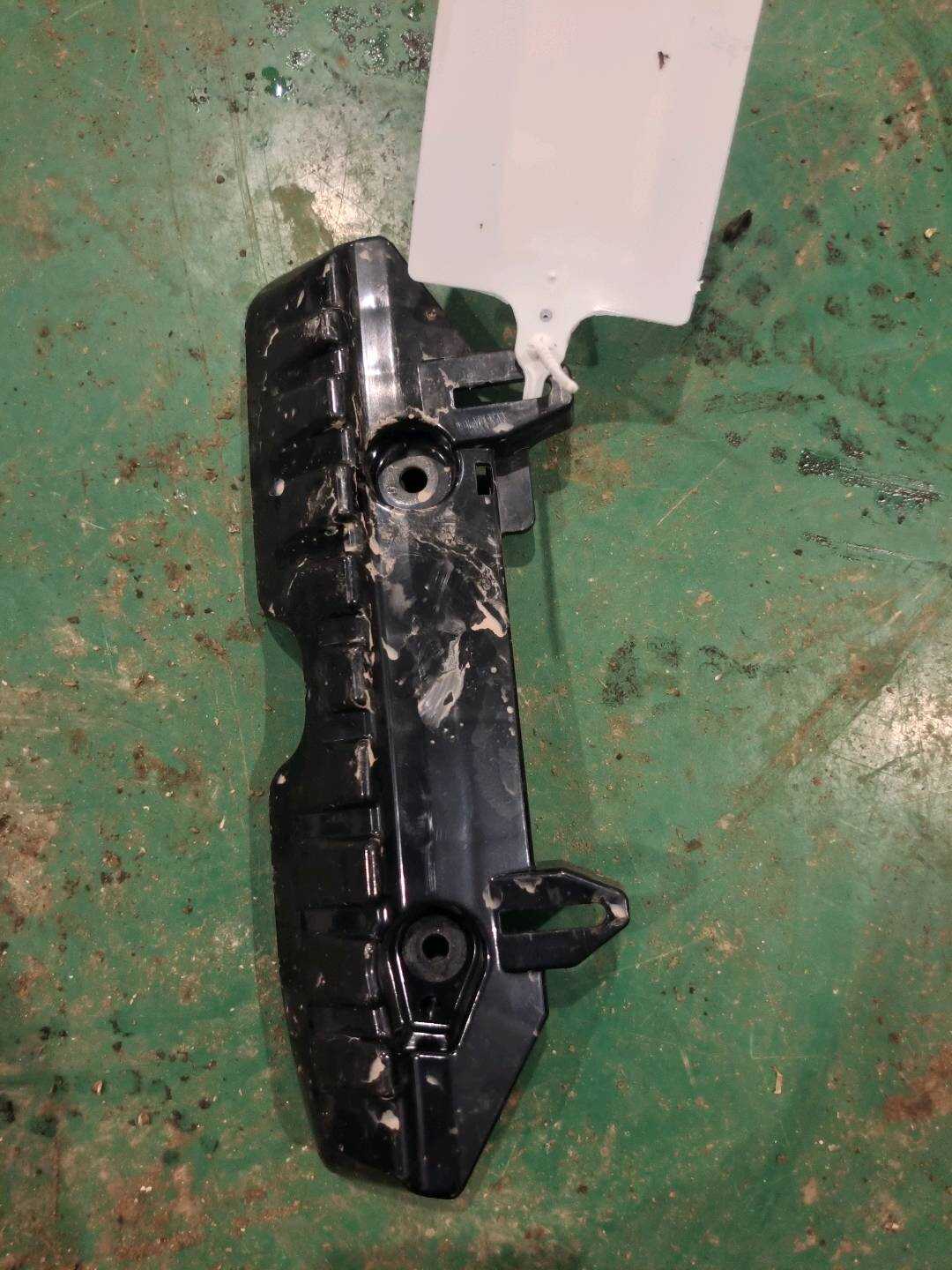 GR2BF250A63AG B柱内衬支架（左上）